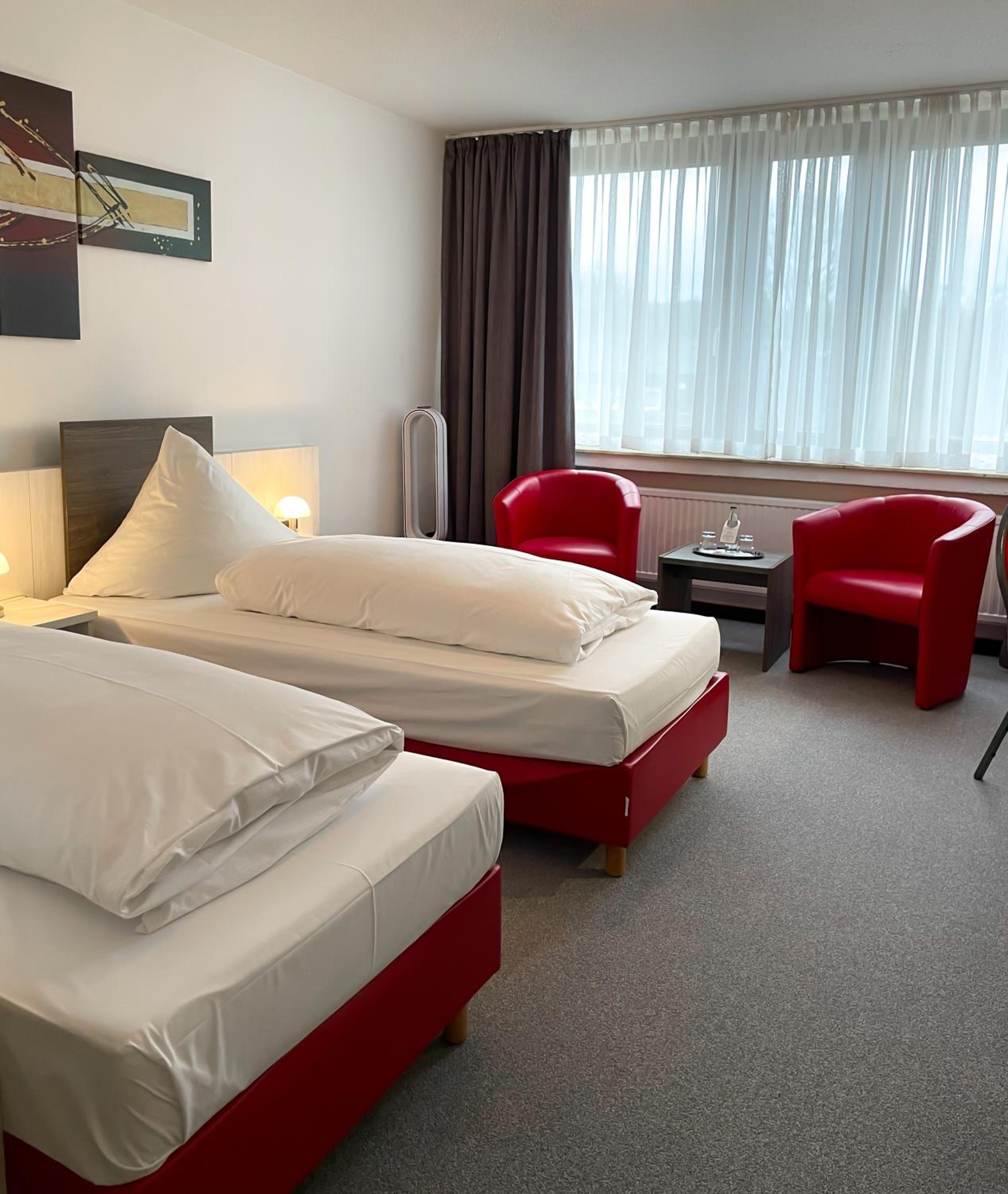 Double Room - Photo 5