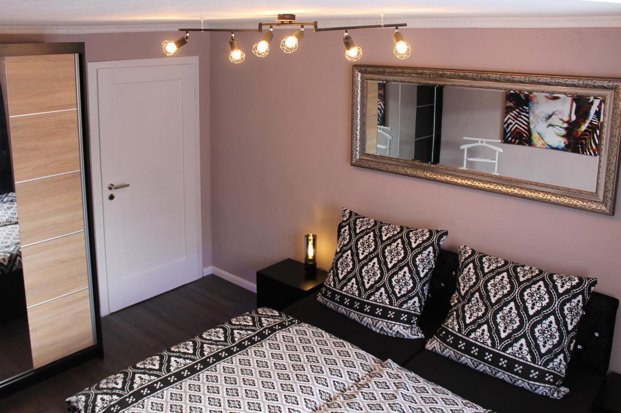 Apartment with Terrace photo 3
