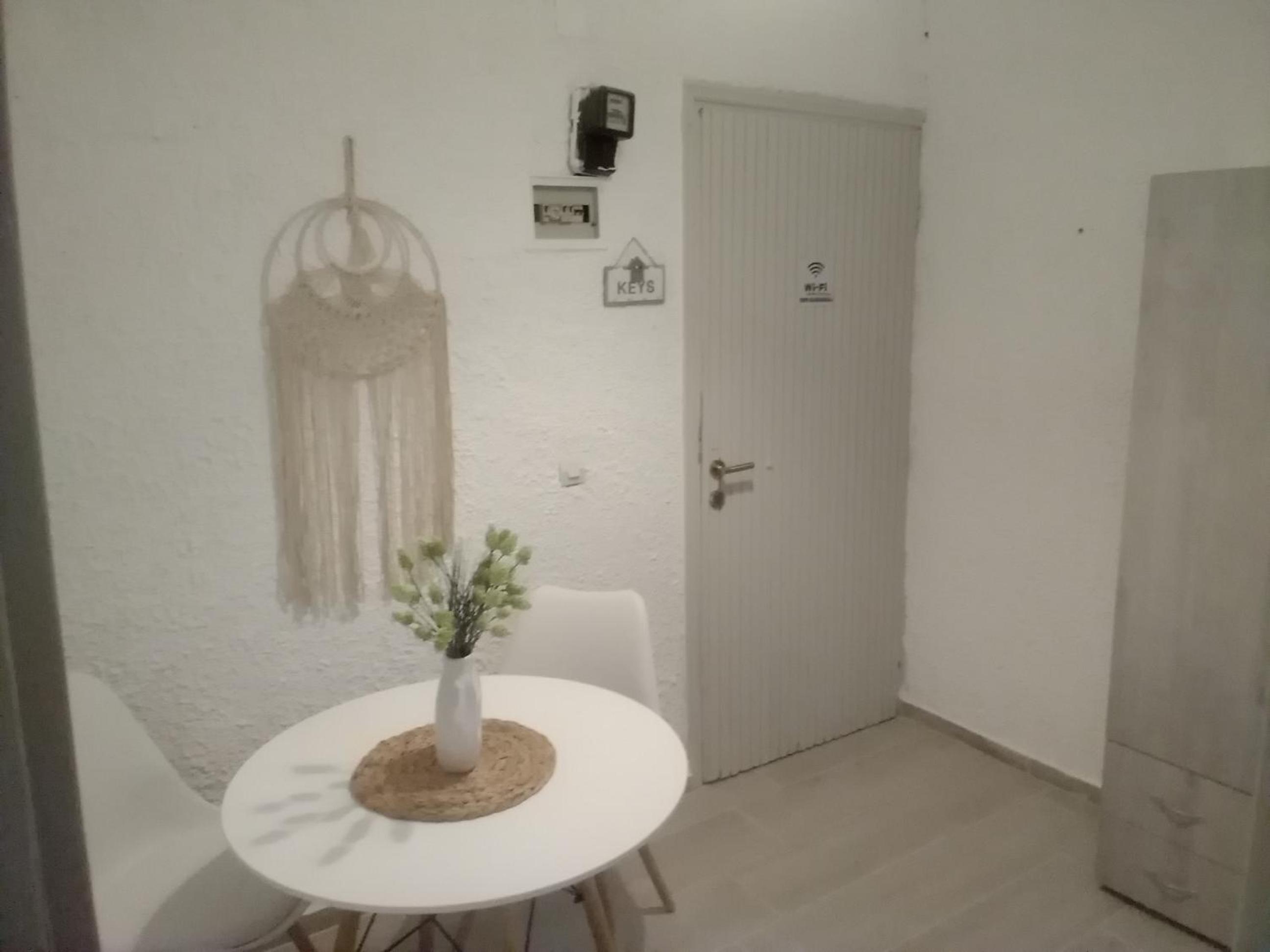 Basic Triple Room photo 3