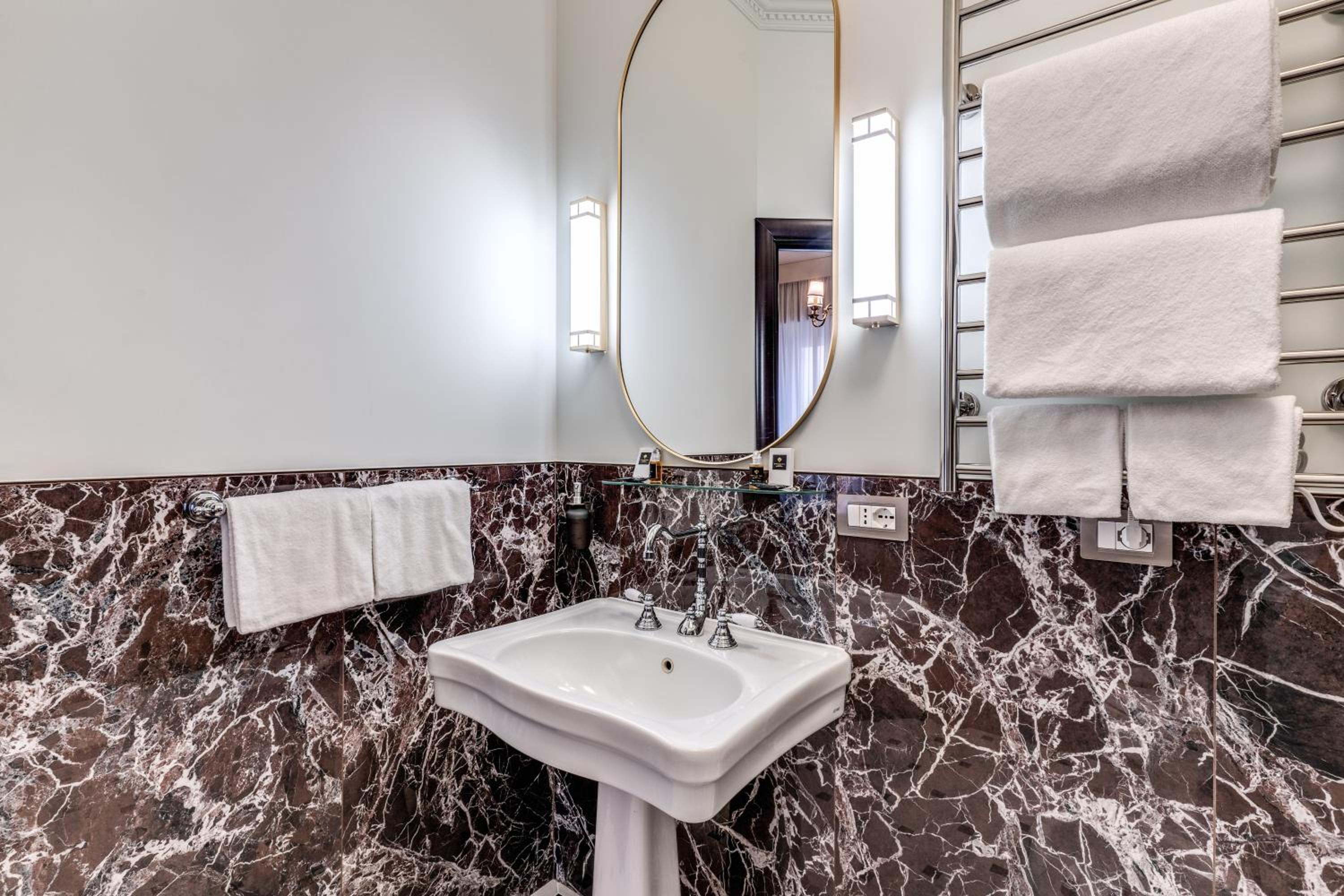Superior Suite photo 2
