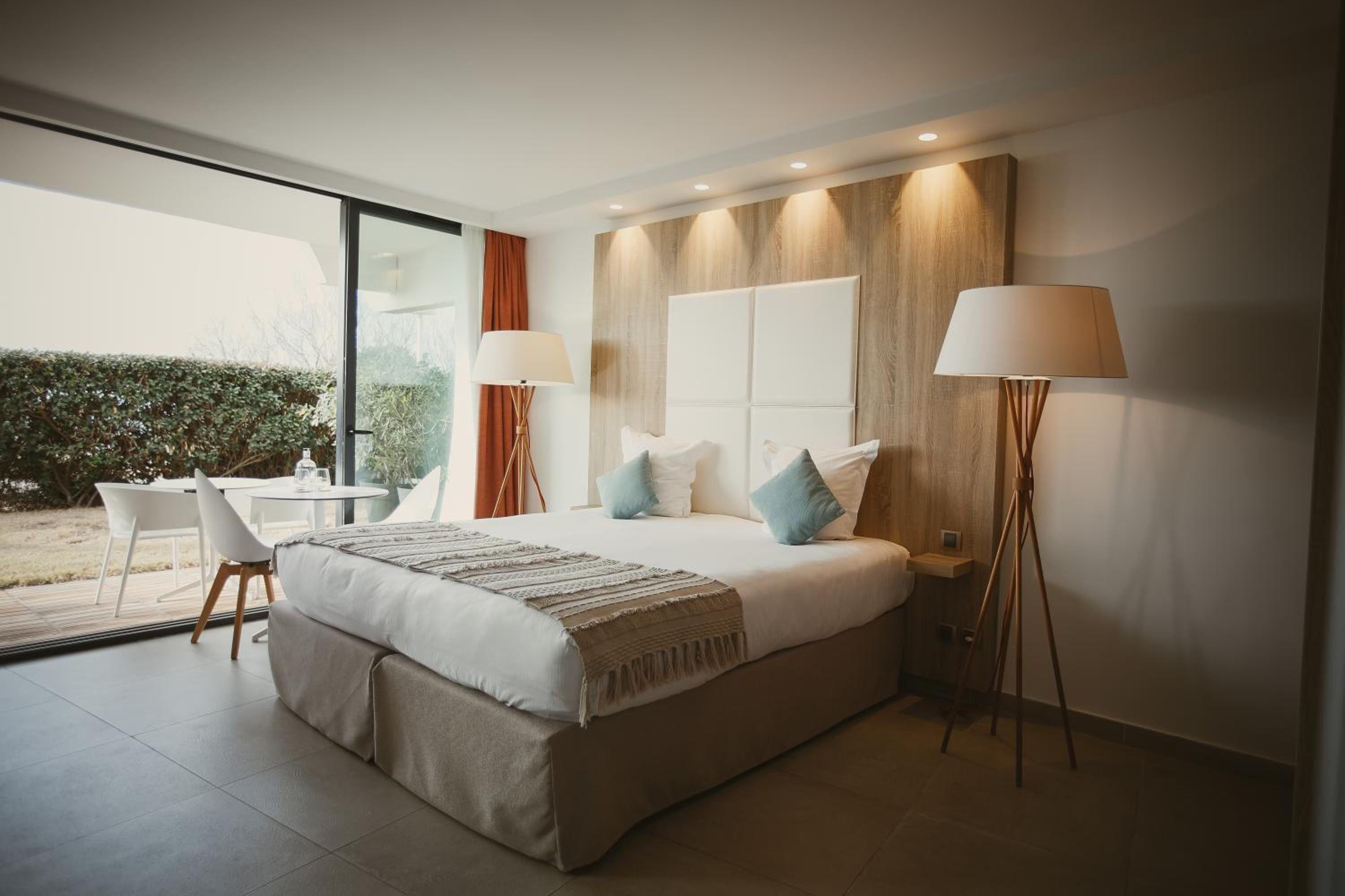 Chambre Double – Vue sur Jardin Chambre Double – Vue sur Jardin