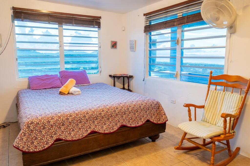 Two-Bedroom Apartment with Mountain View photo 2