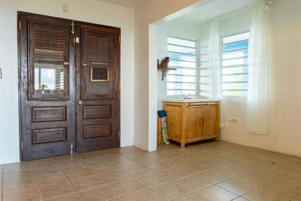 Two-Bedroom Apartment with Mountain View photo 3