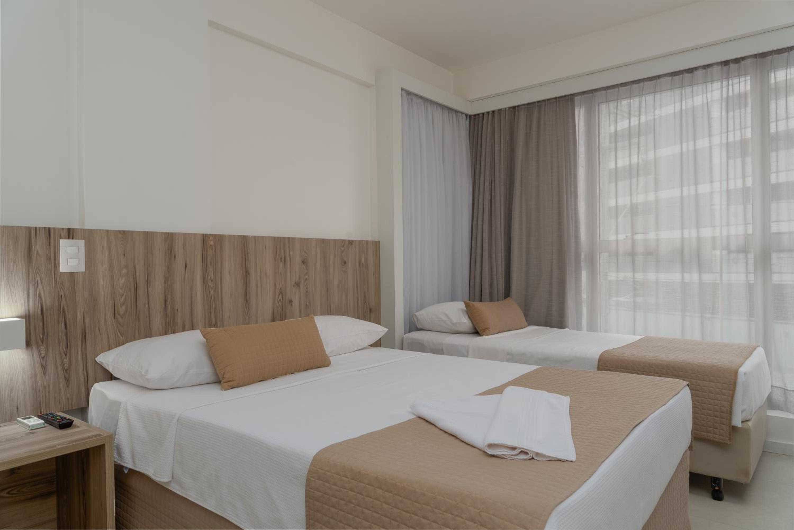 Room with City View photo 2
