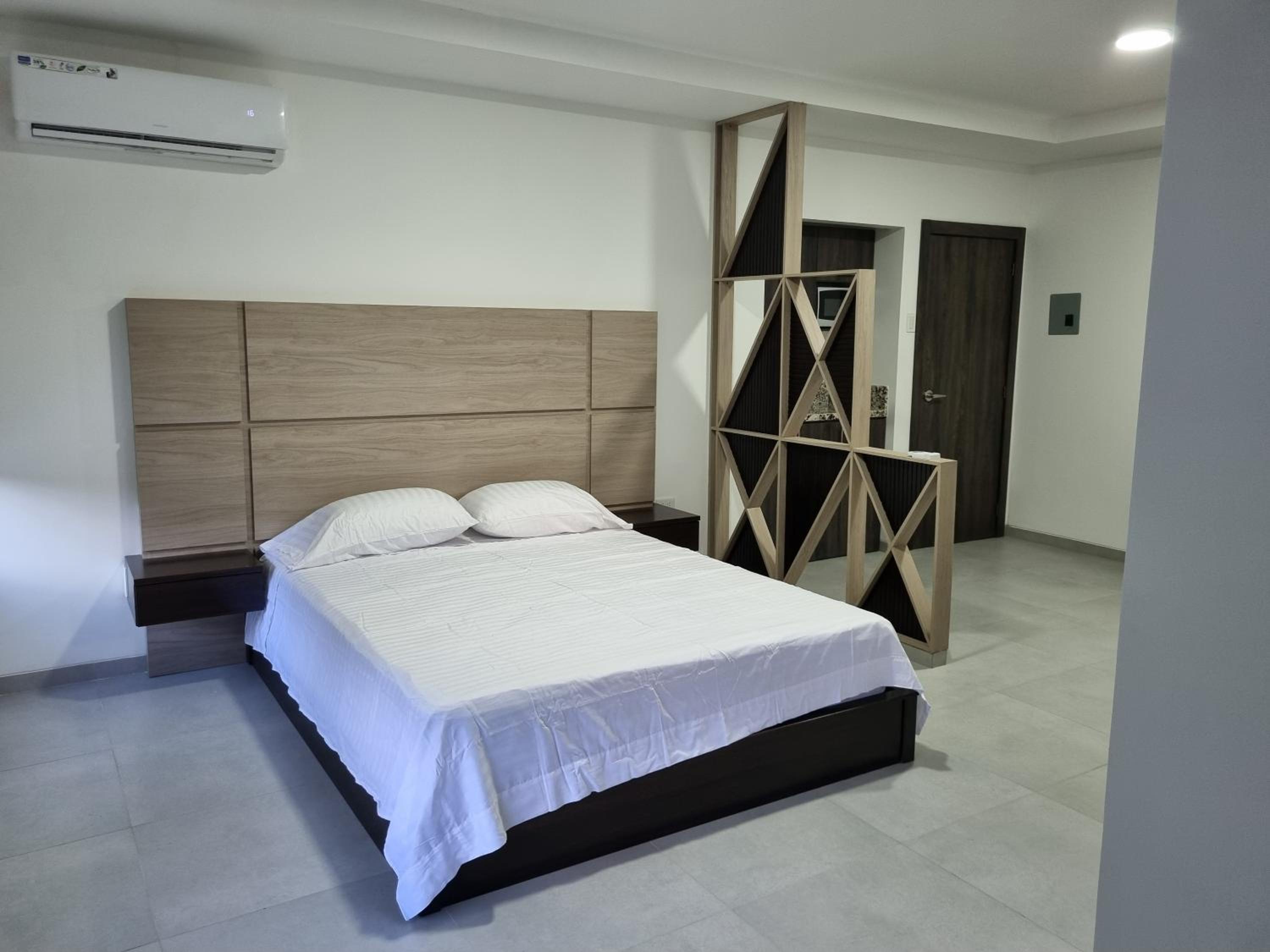 Standard Suite