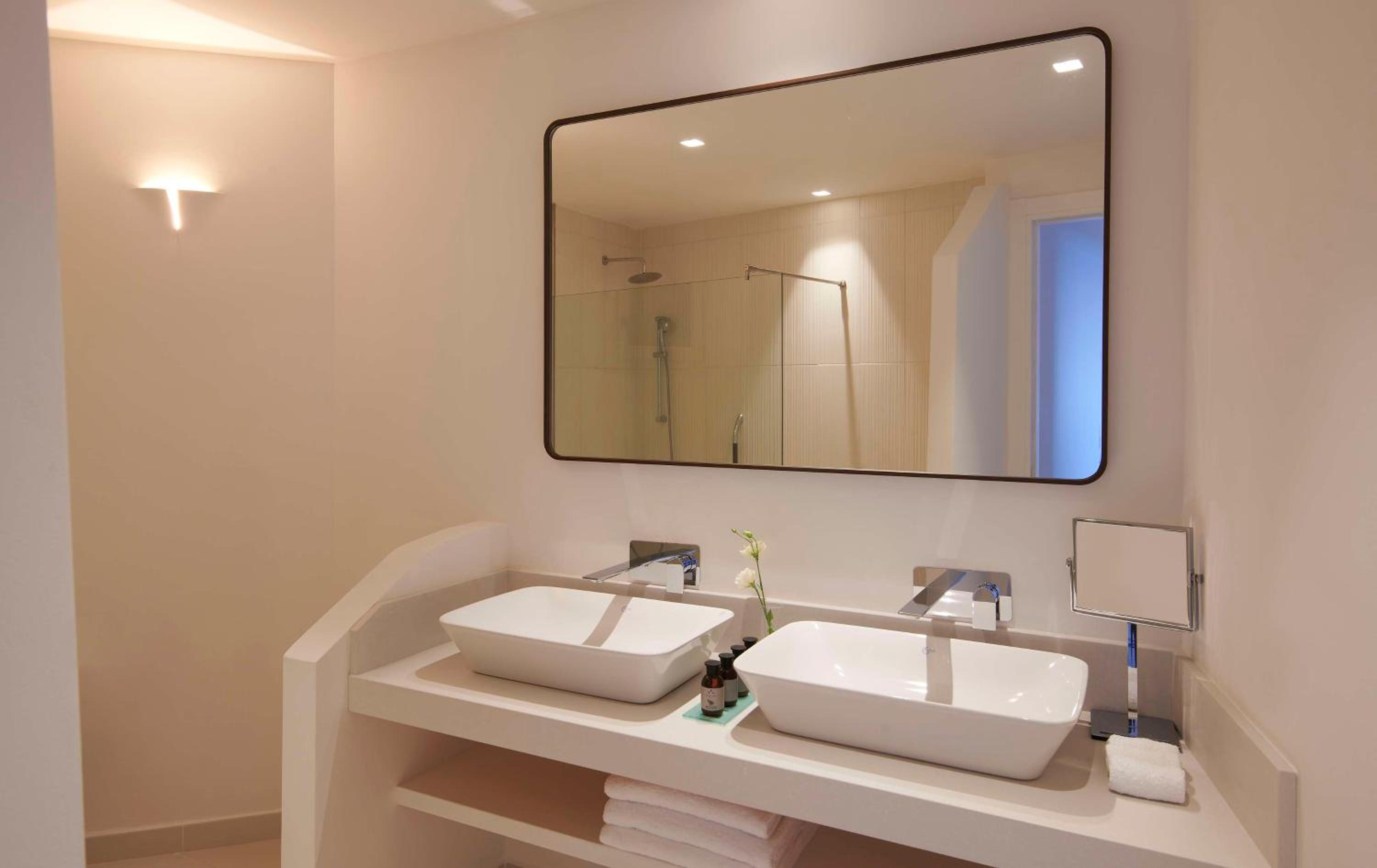 King Suite with Sea View