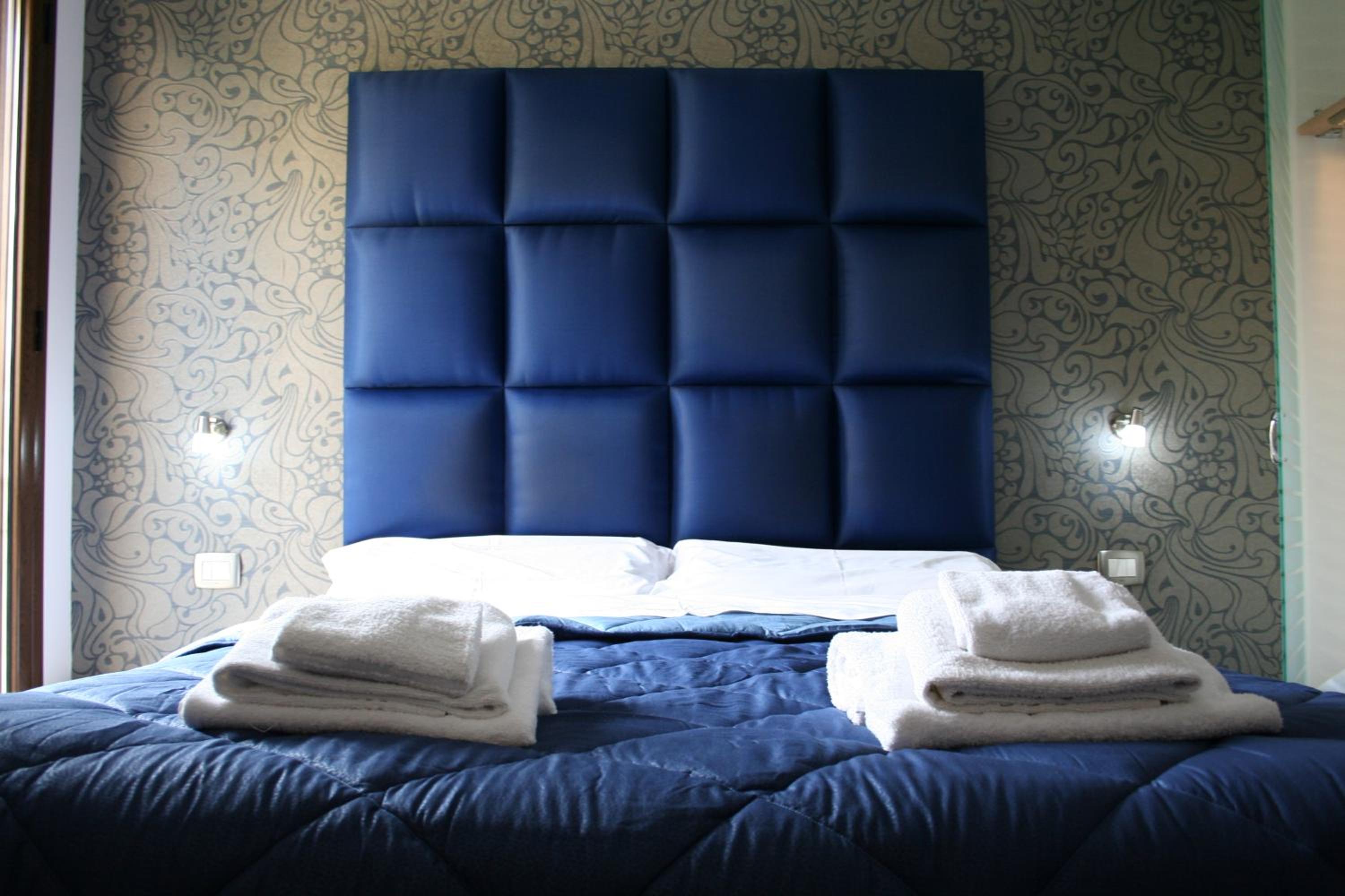 Double Room - Photo 1