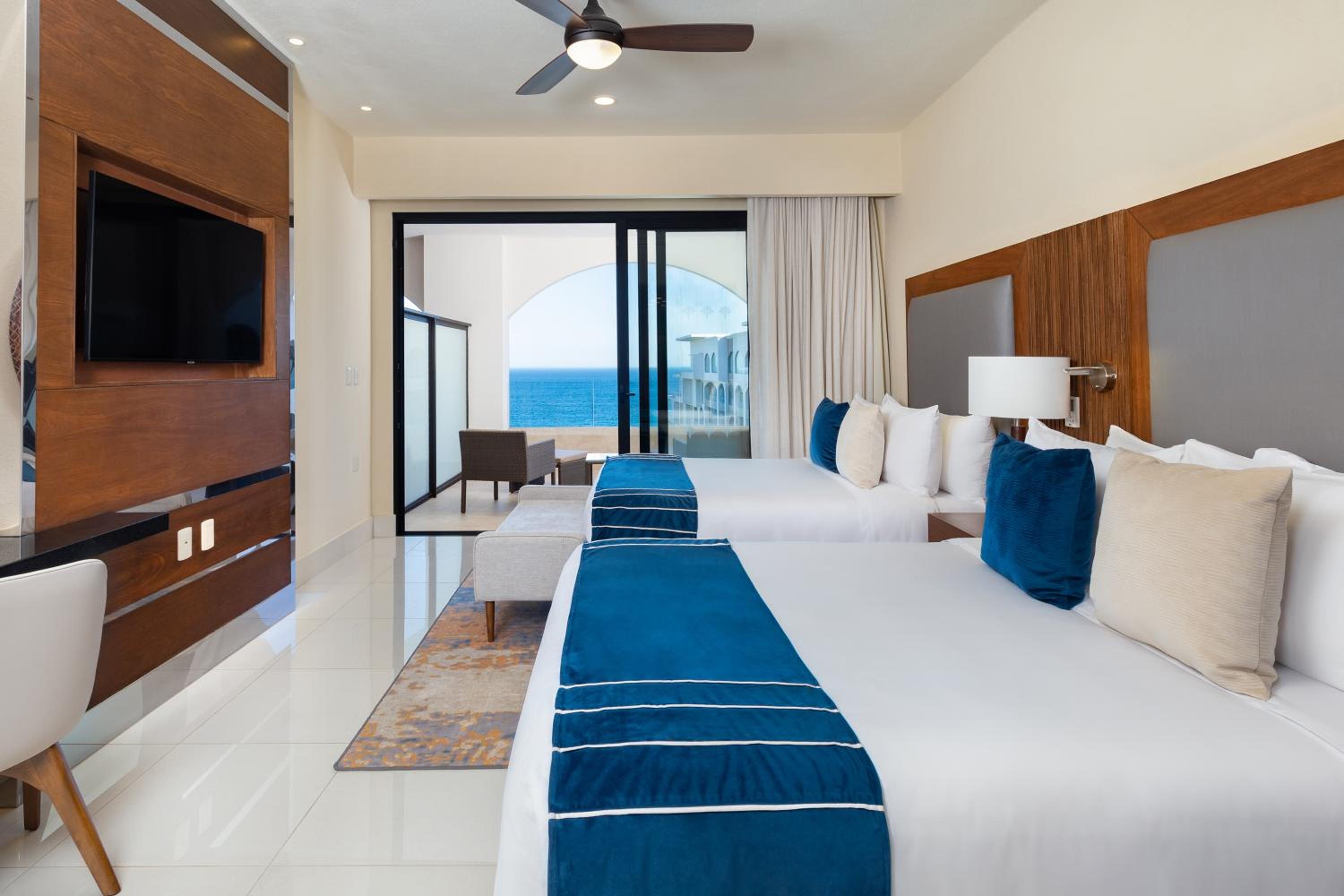 Deluxe Studio Ocean View - Photo 1