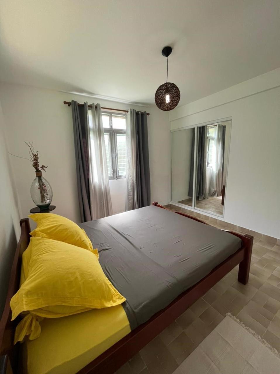 Three-Bedroom Villa photo 1