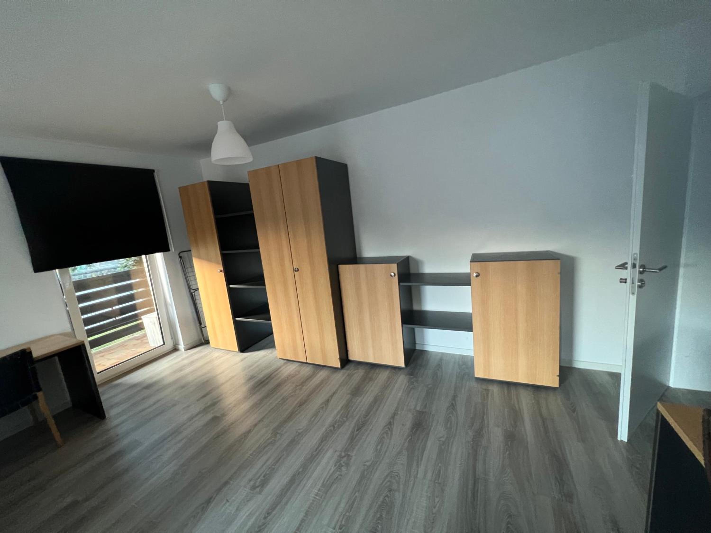 Apartment photo 2
