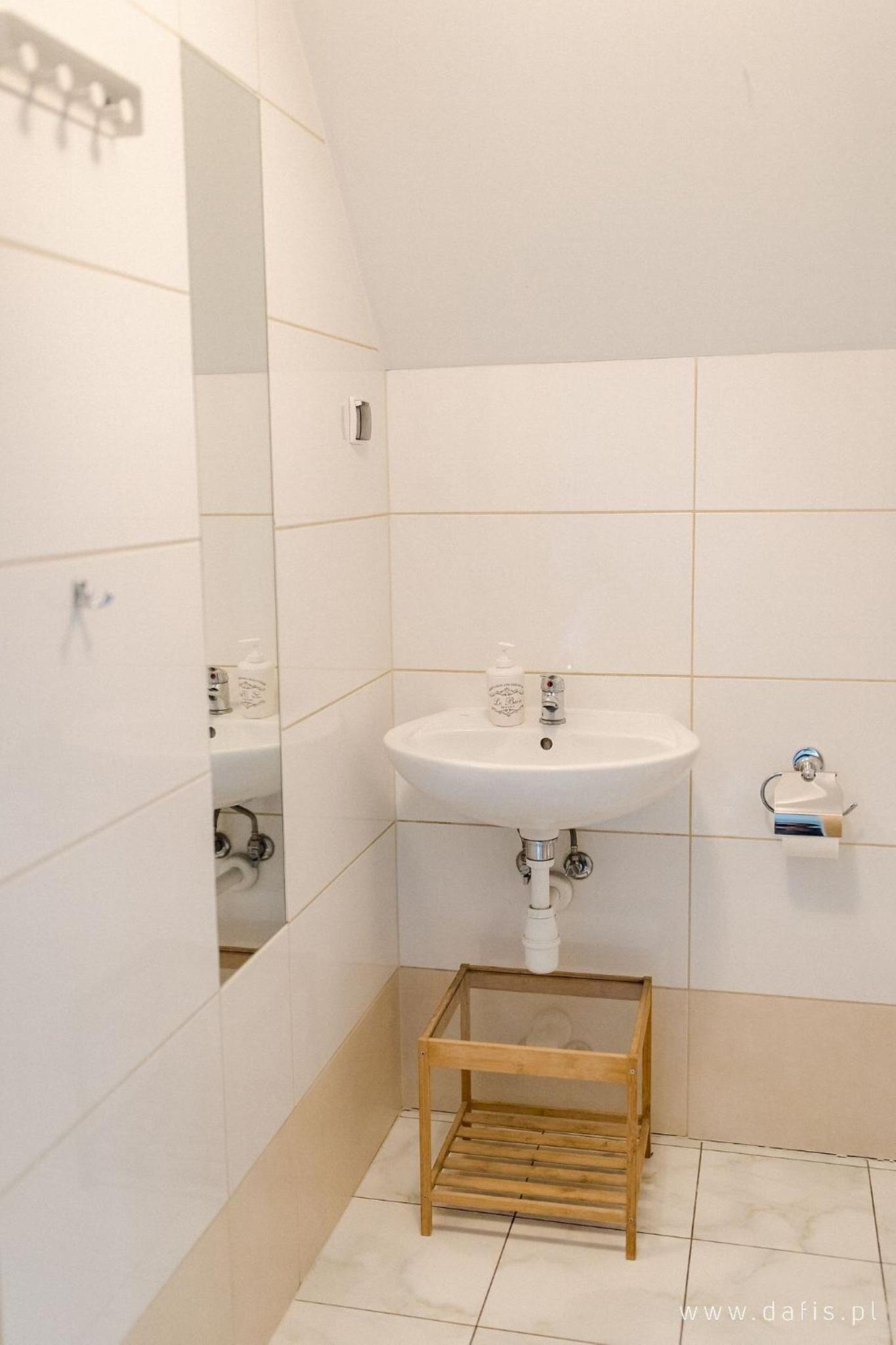 Double Room - Photo 7