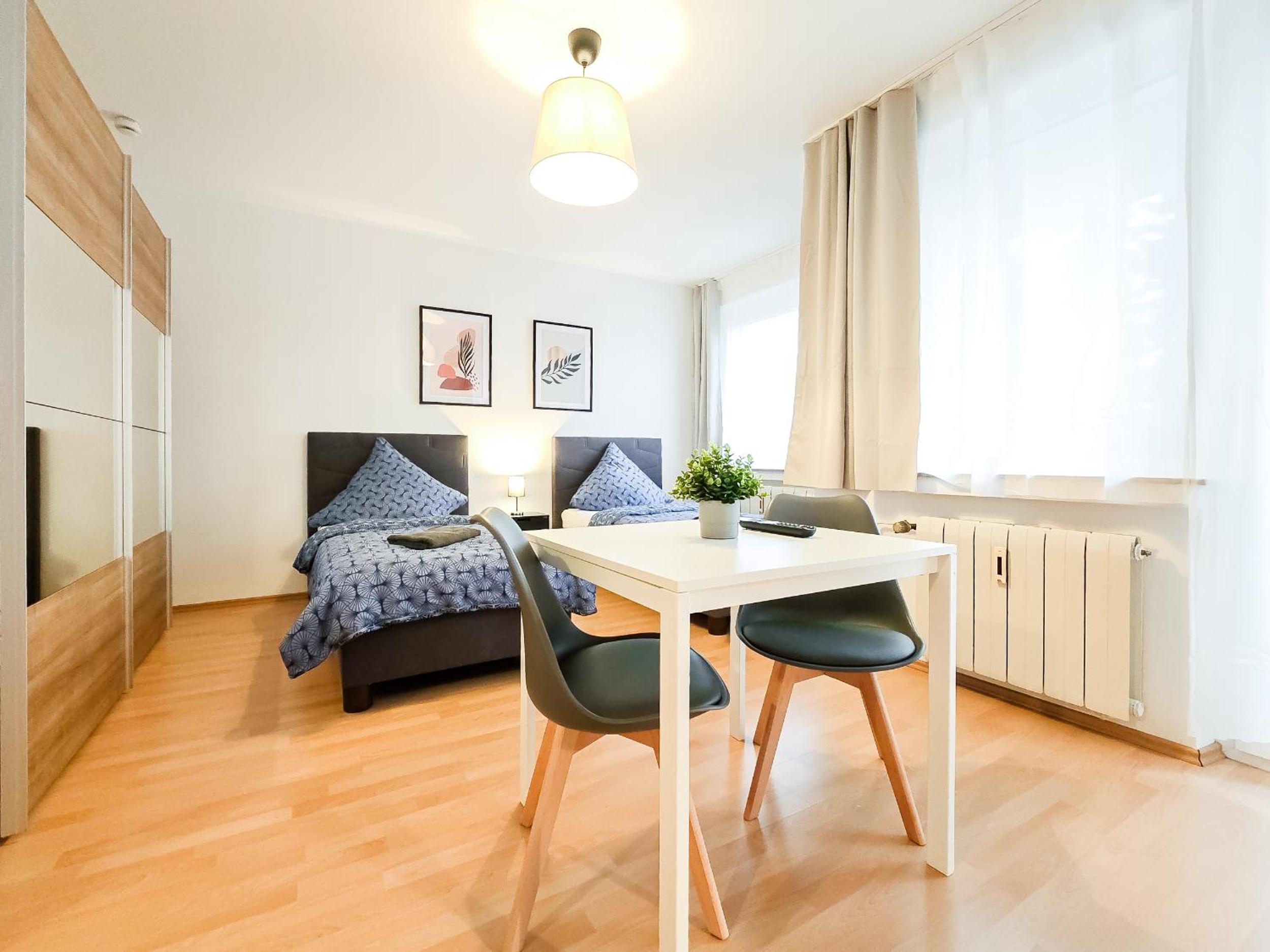 Apartment with Balcony photo 2