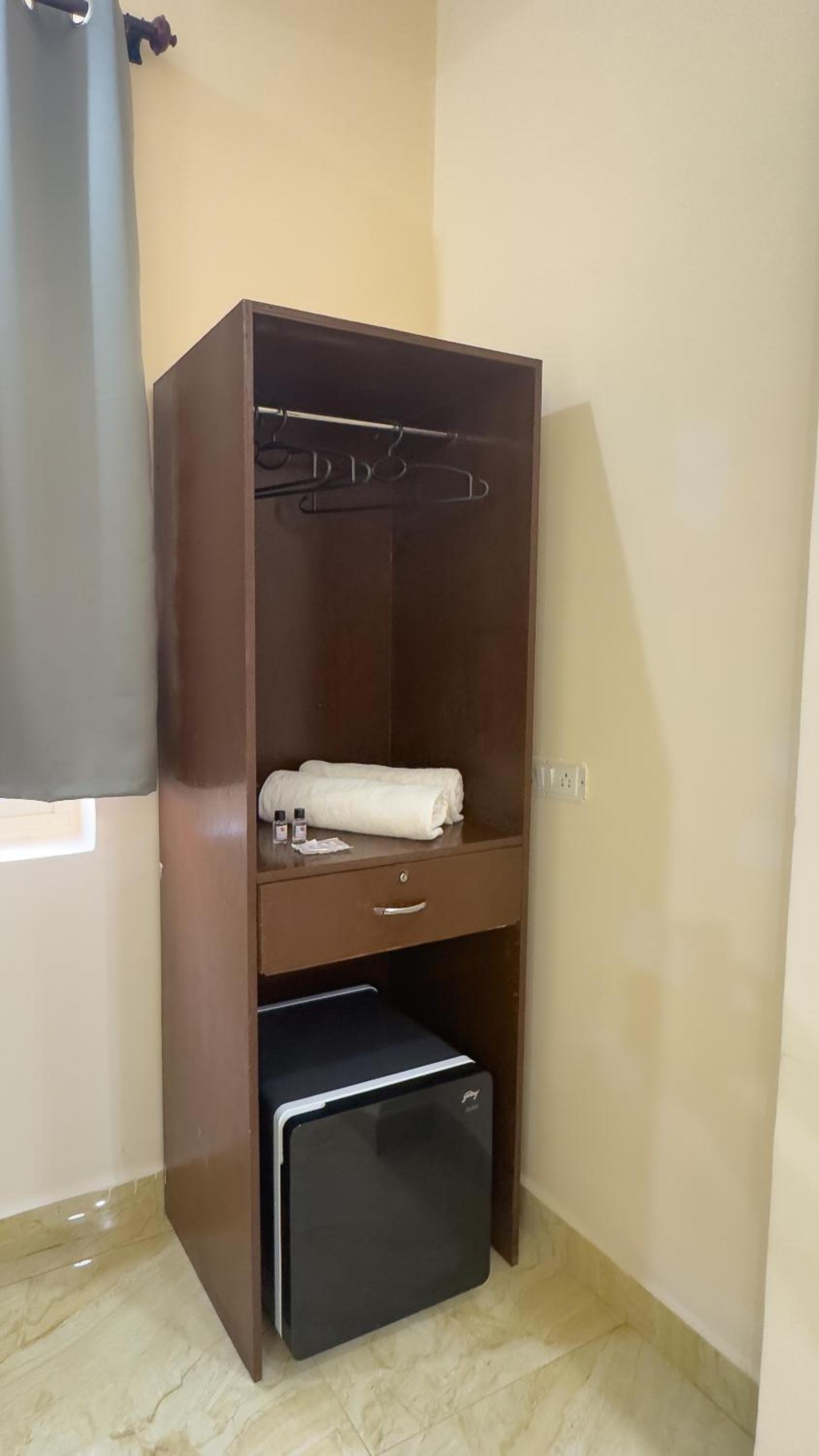 Triple Room - Photo 13