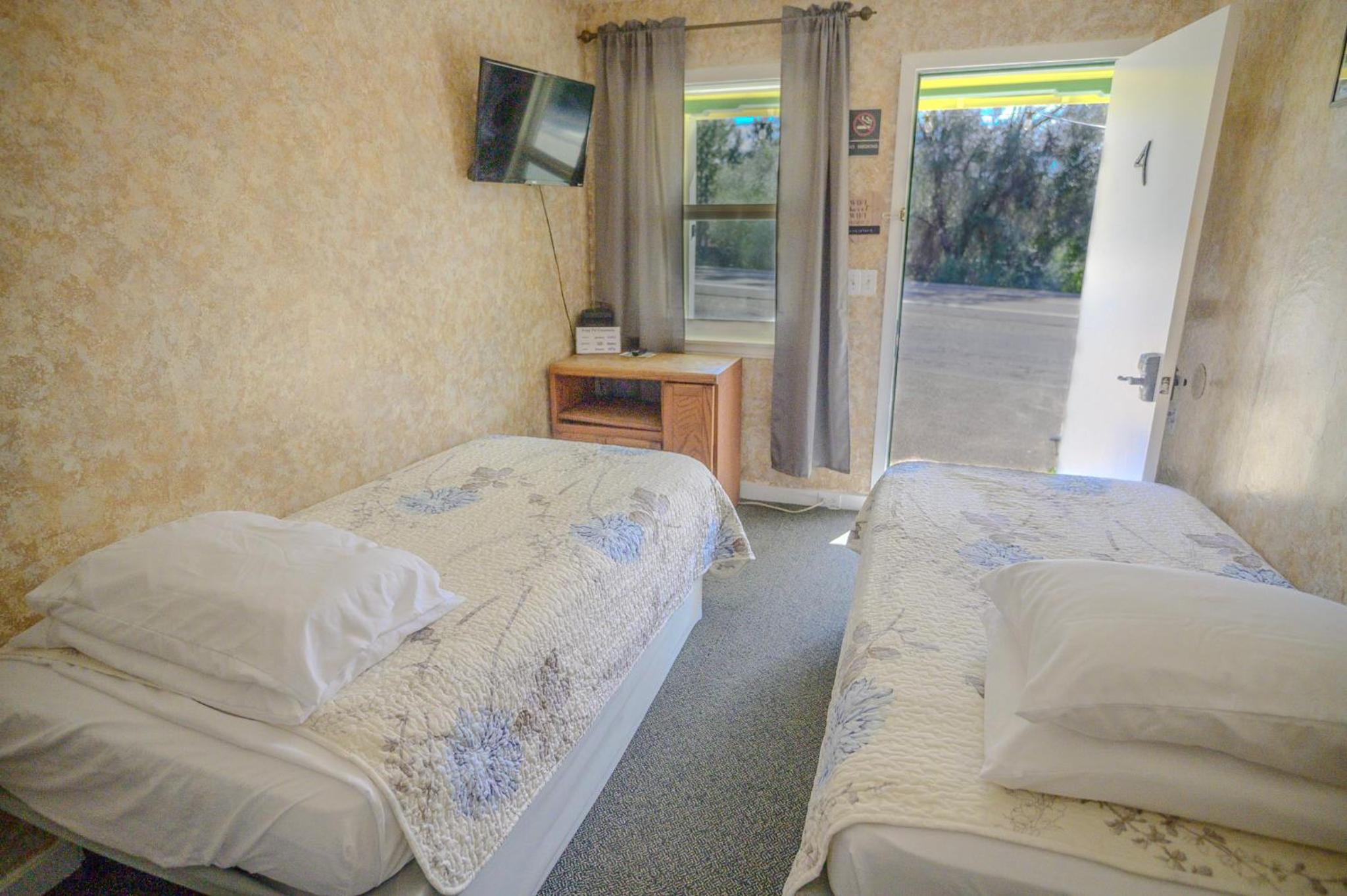 Economy Double Room