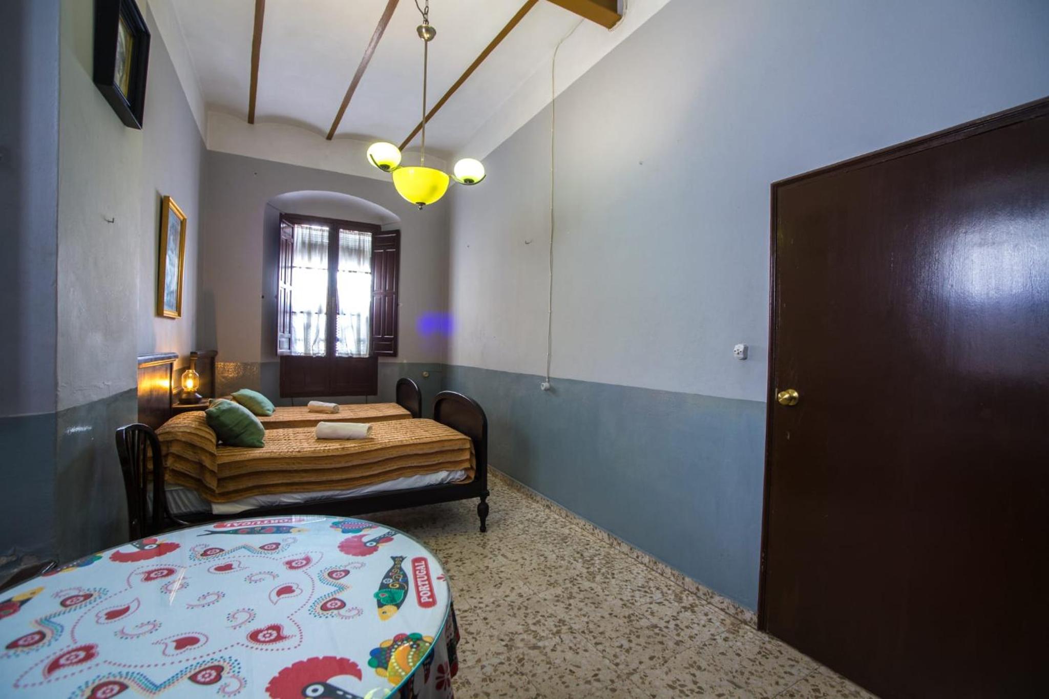 Double Room with Extra Bed - Photo 17