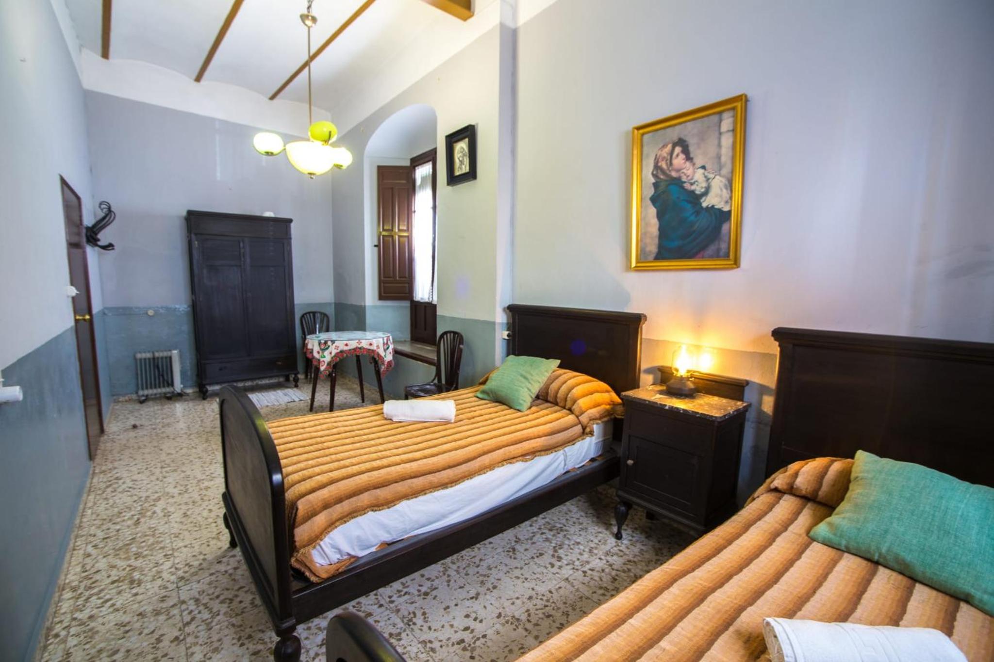 Double Room with Extra Bed - Photo 1