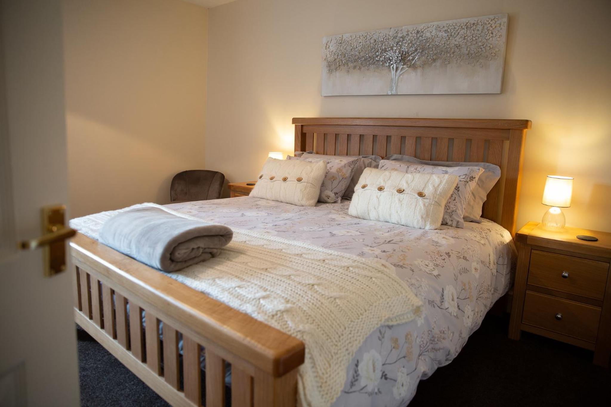 Three-Bedroom House photo 2