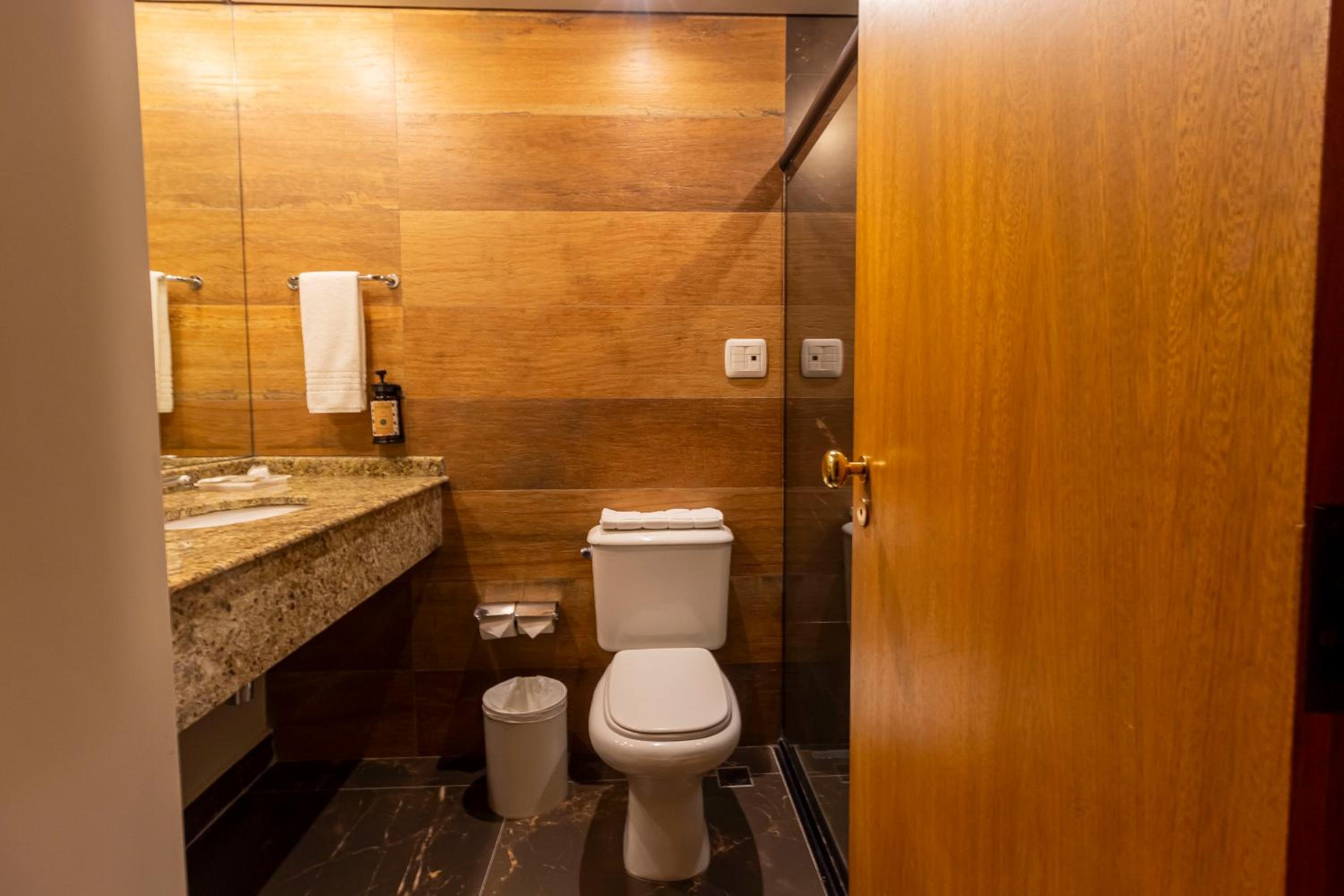Standard Twin Apartment