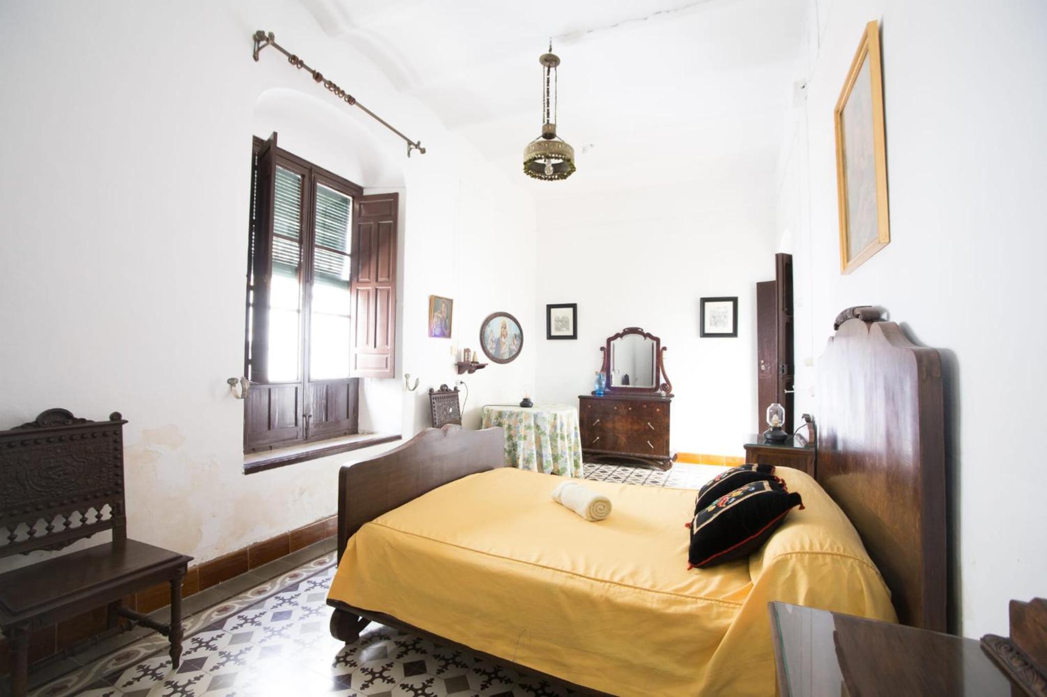 Double Room with Patio - Photo 27