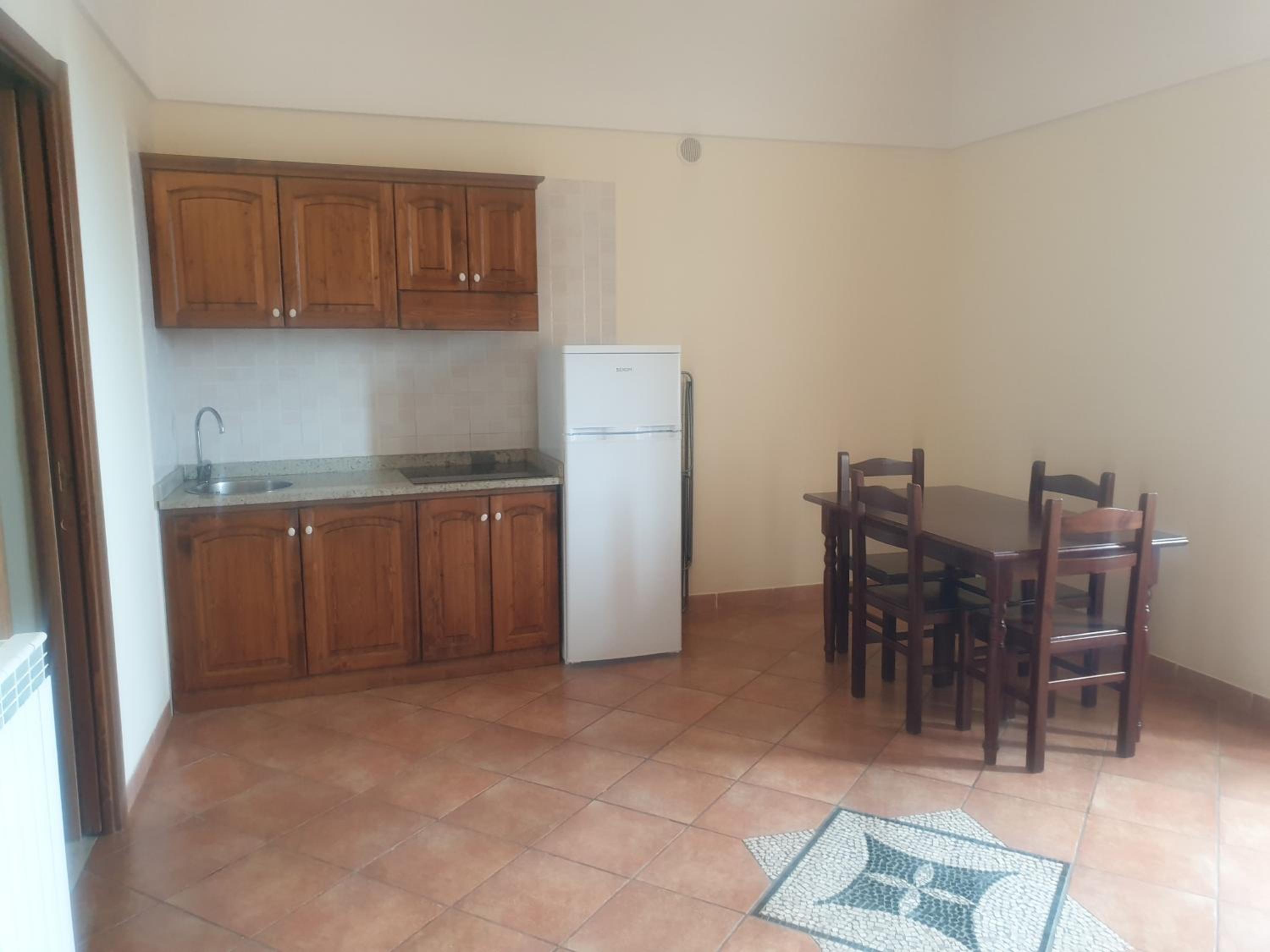 Apartment with Sea View - Photo 4