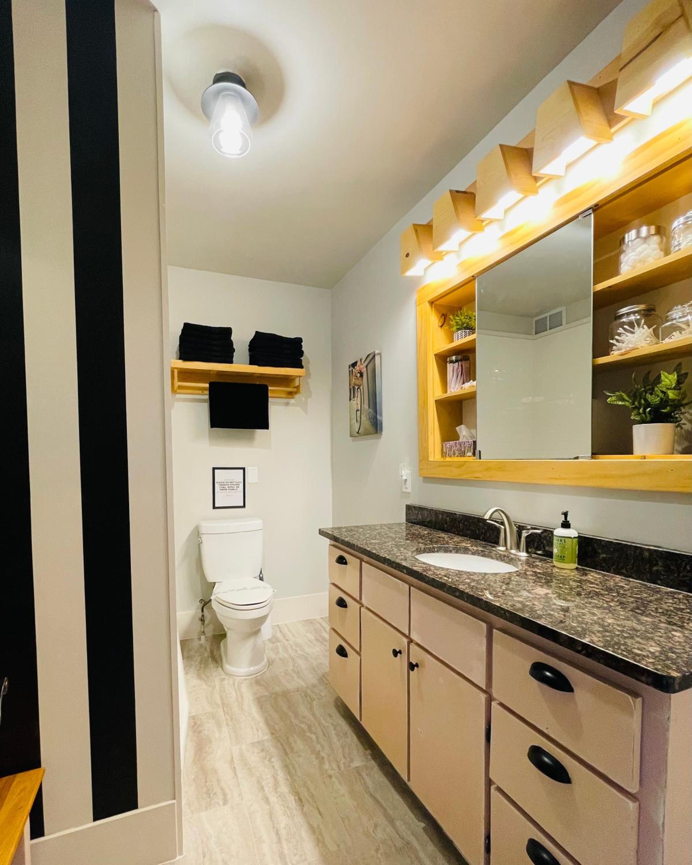Three-Bedroom House photo 2