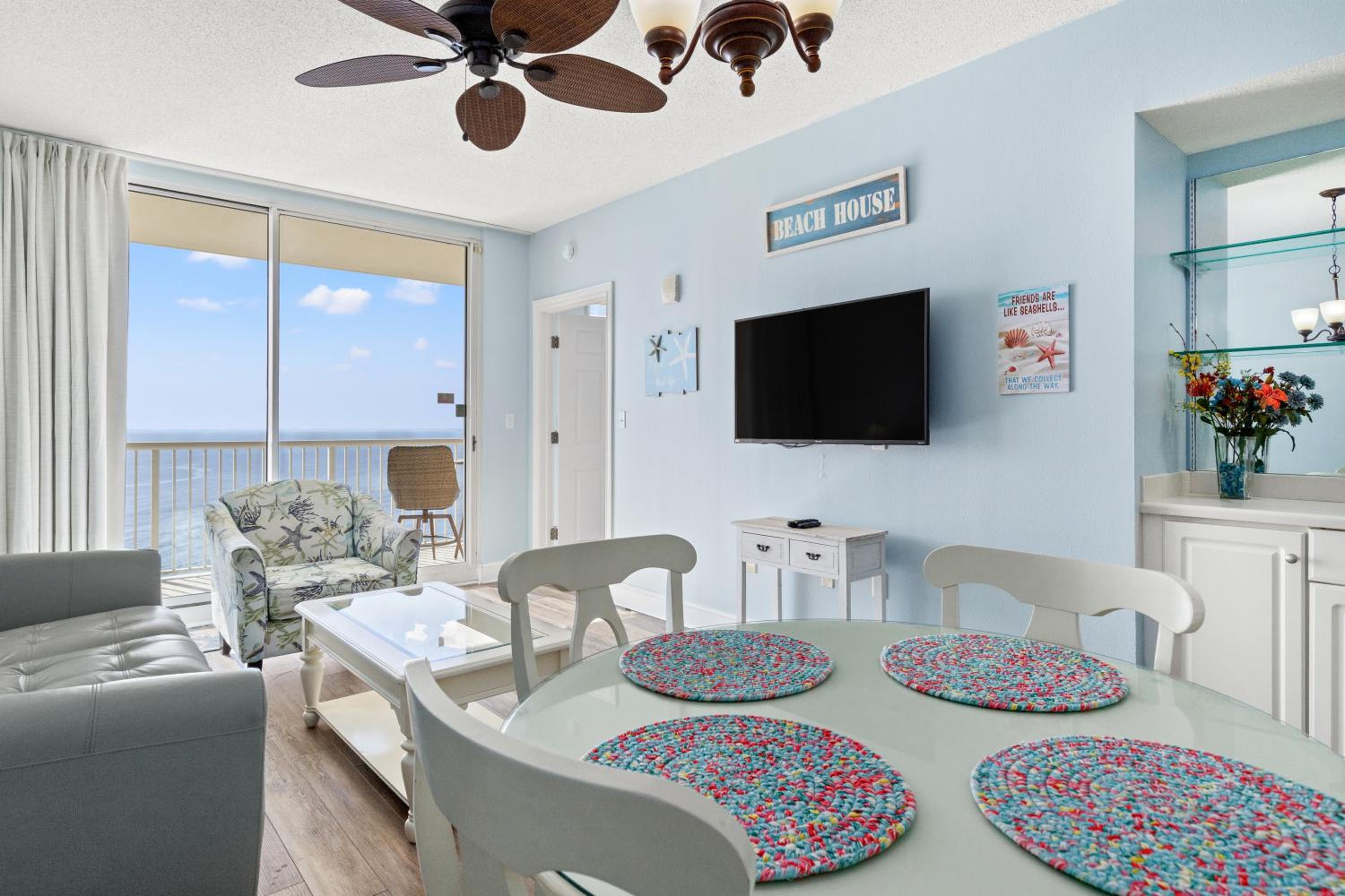 Apartment With Sea View