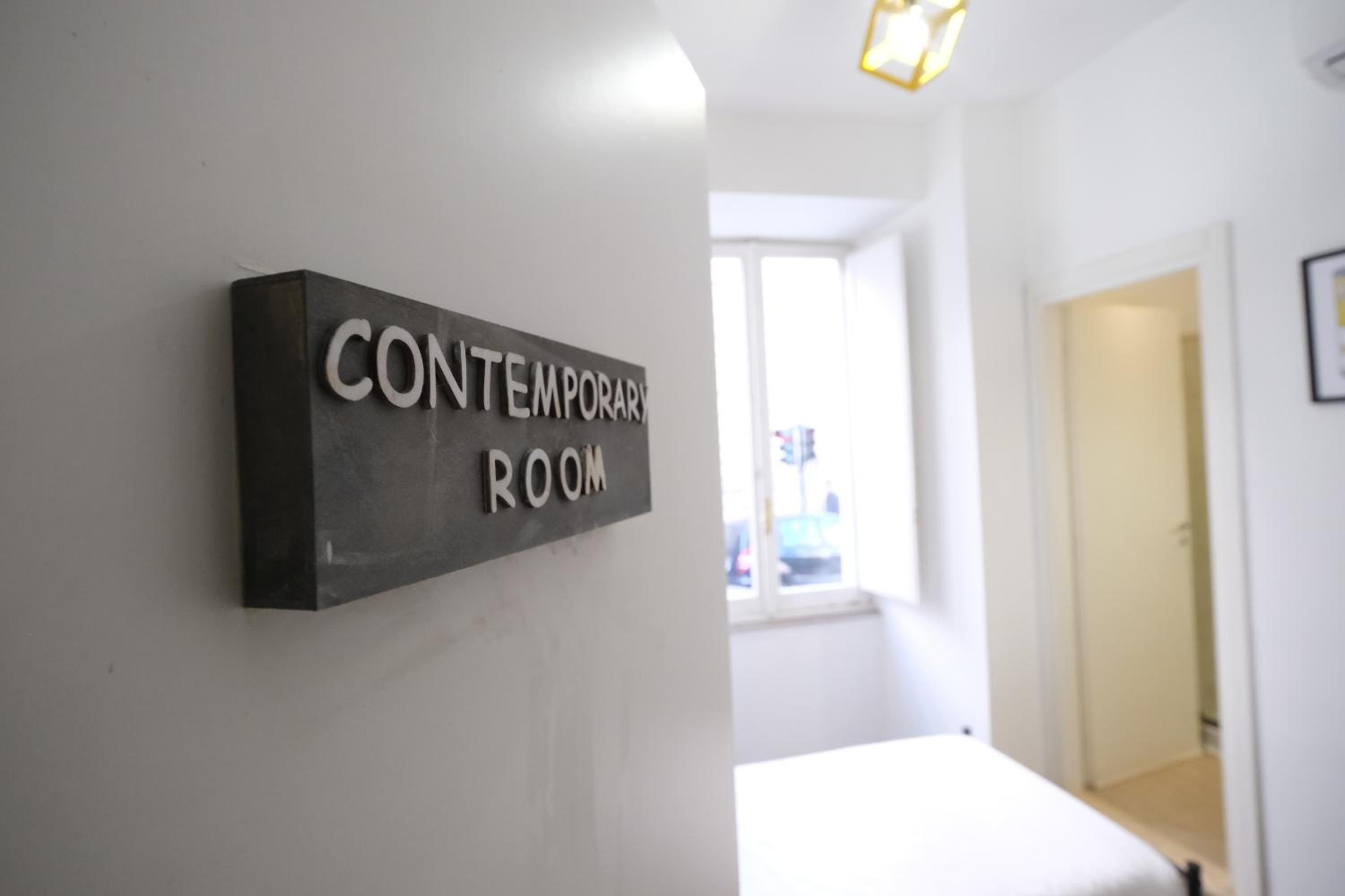 Single Room with Private Bathroom photo 1