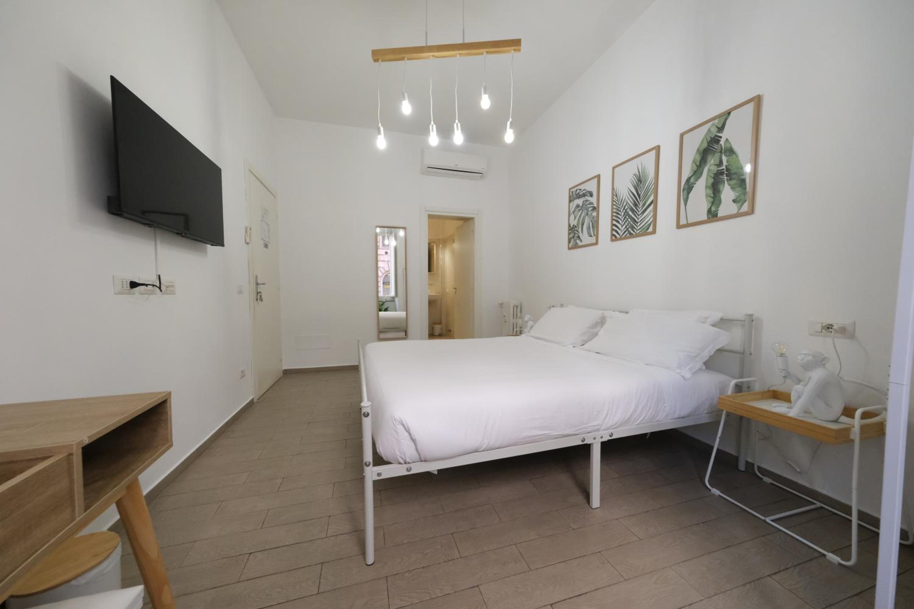 Double Room with Private Bathroom photo 3