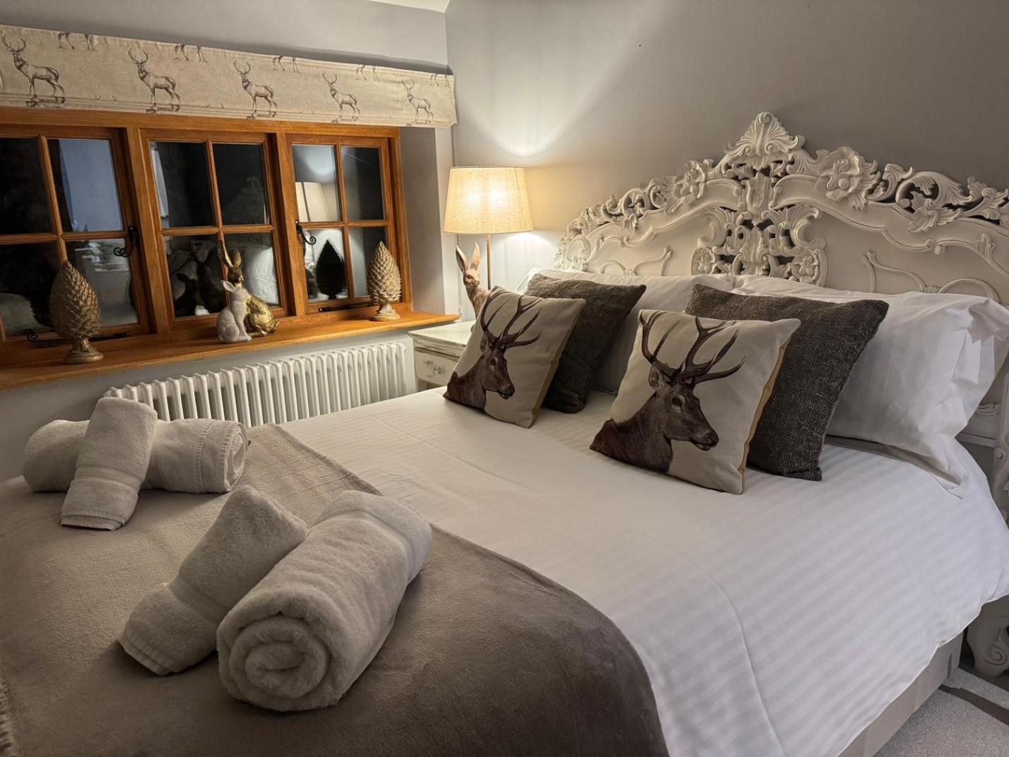 Double Room with Private Bathroom