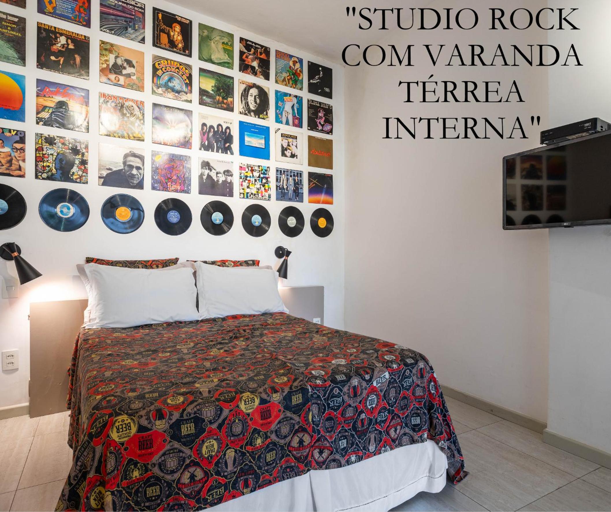 Studio with Internal Patio