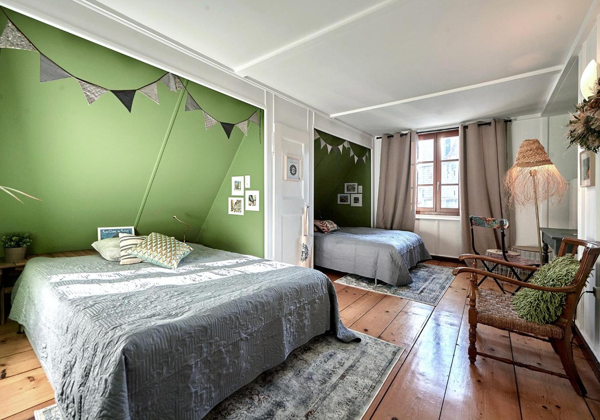 Double Room with Shared Bathroom