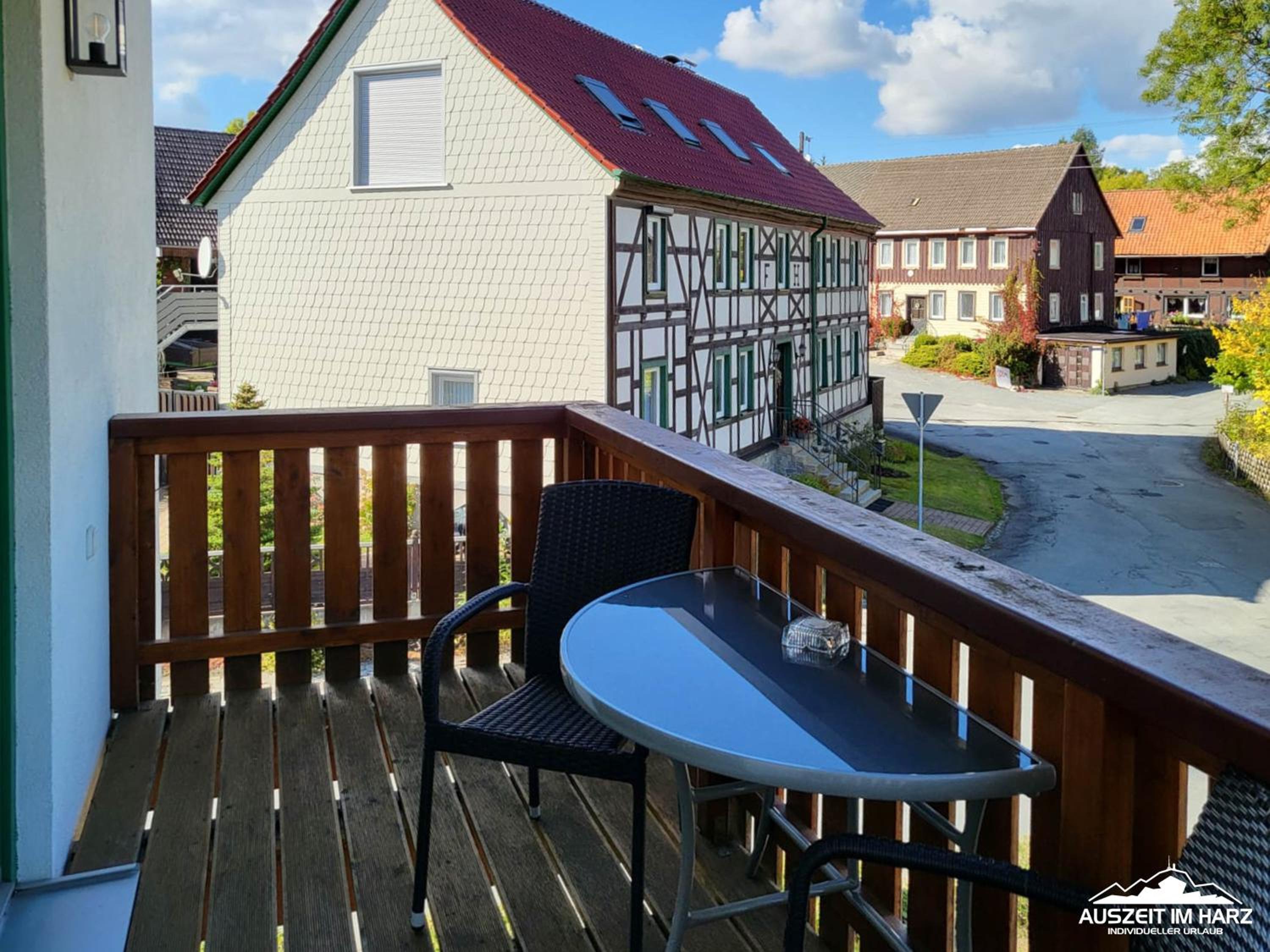 Apartment with Balcony photo 2