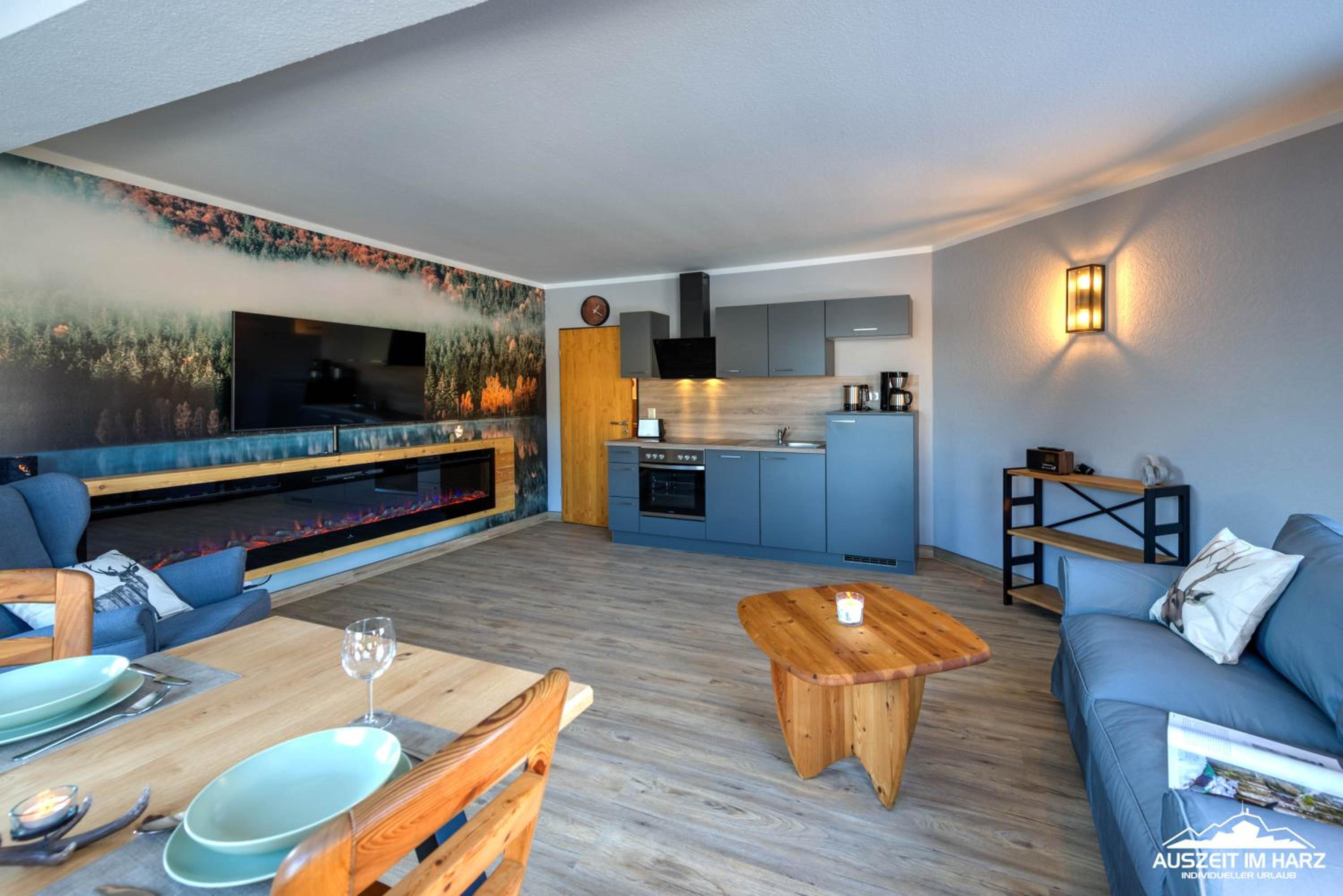 Apartment with Balcony photo 2