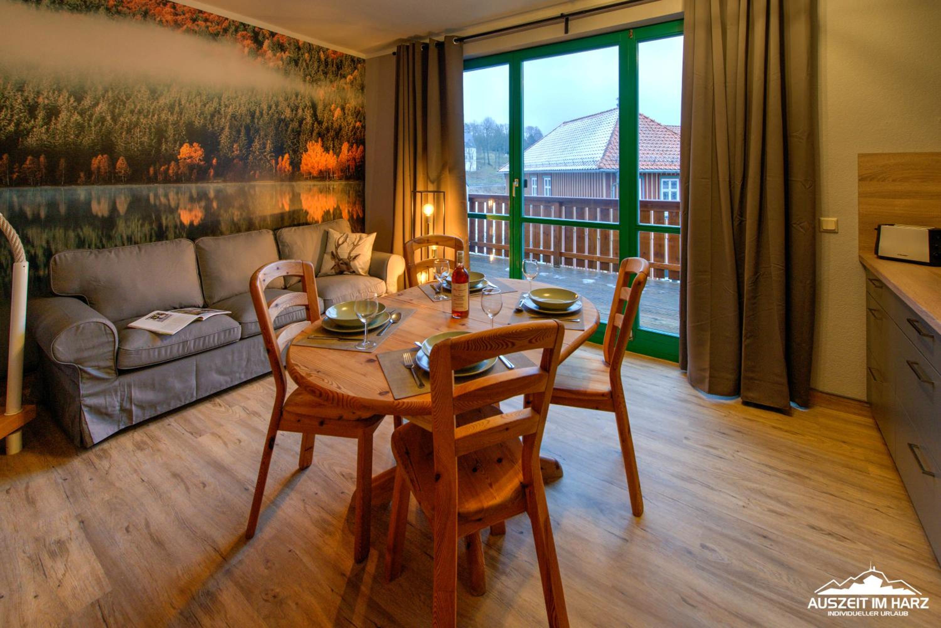 Apartment with Balcony photo 2