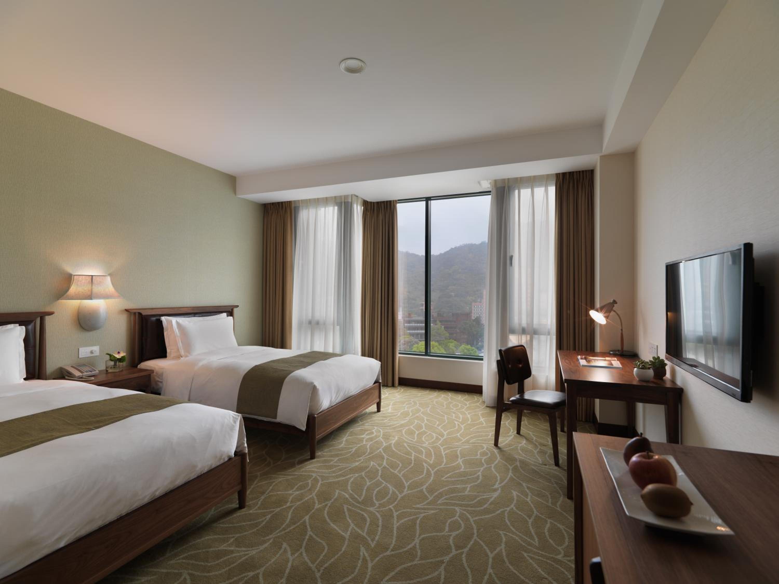 Deluxe Double Or Twin Room photo 3