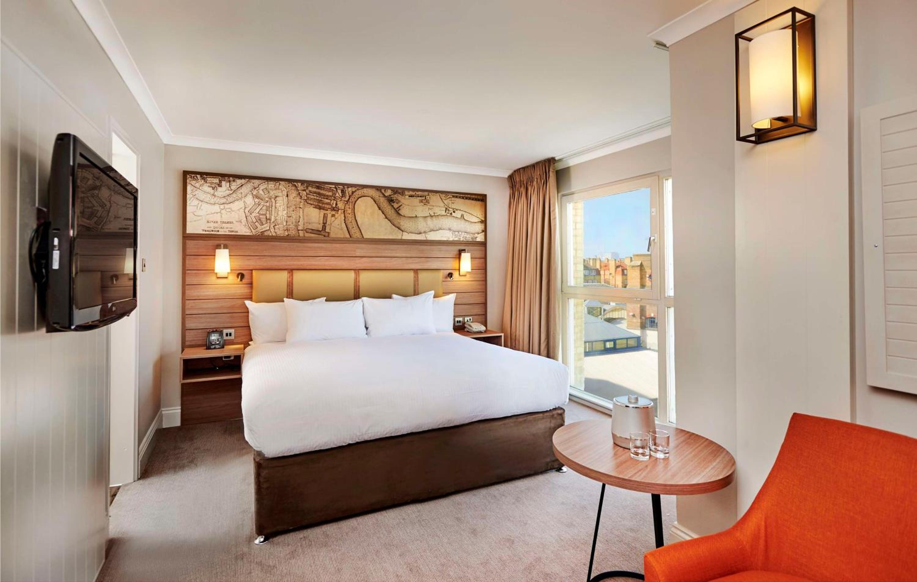 Deluxe King Room with View and Balcony photo 1