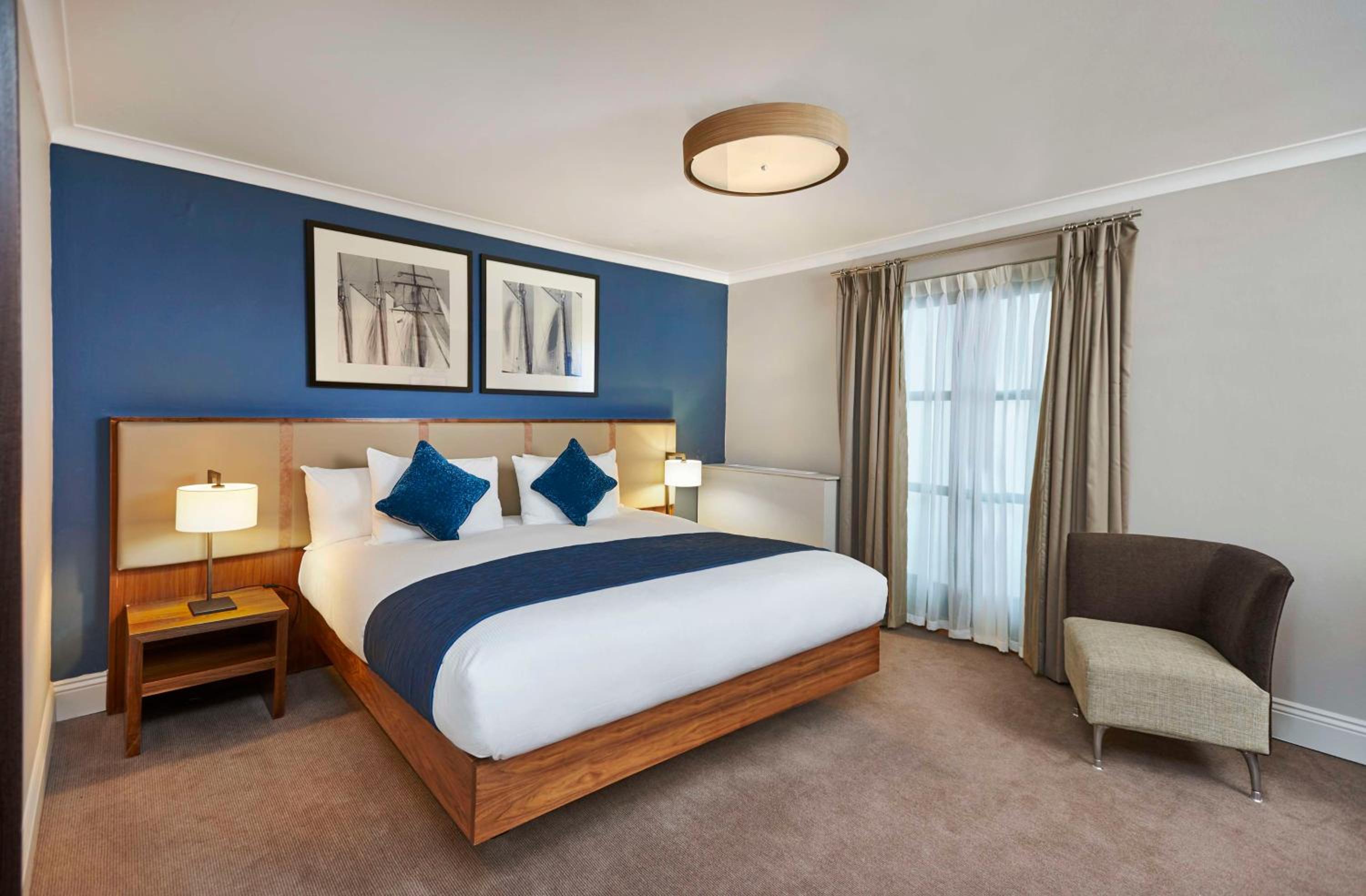 Two-Bedroom Suite with River View and Balcony photo 1