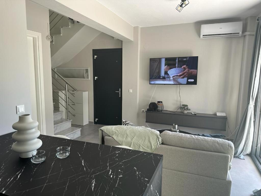 Three-Bedroom Villa photo 1
