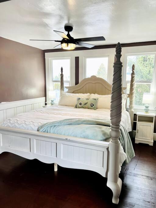 Two-Bedroom House photo 1