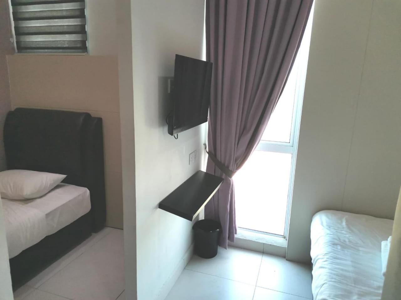 Deluxe Triple Room photo 3