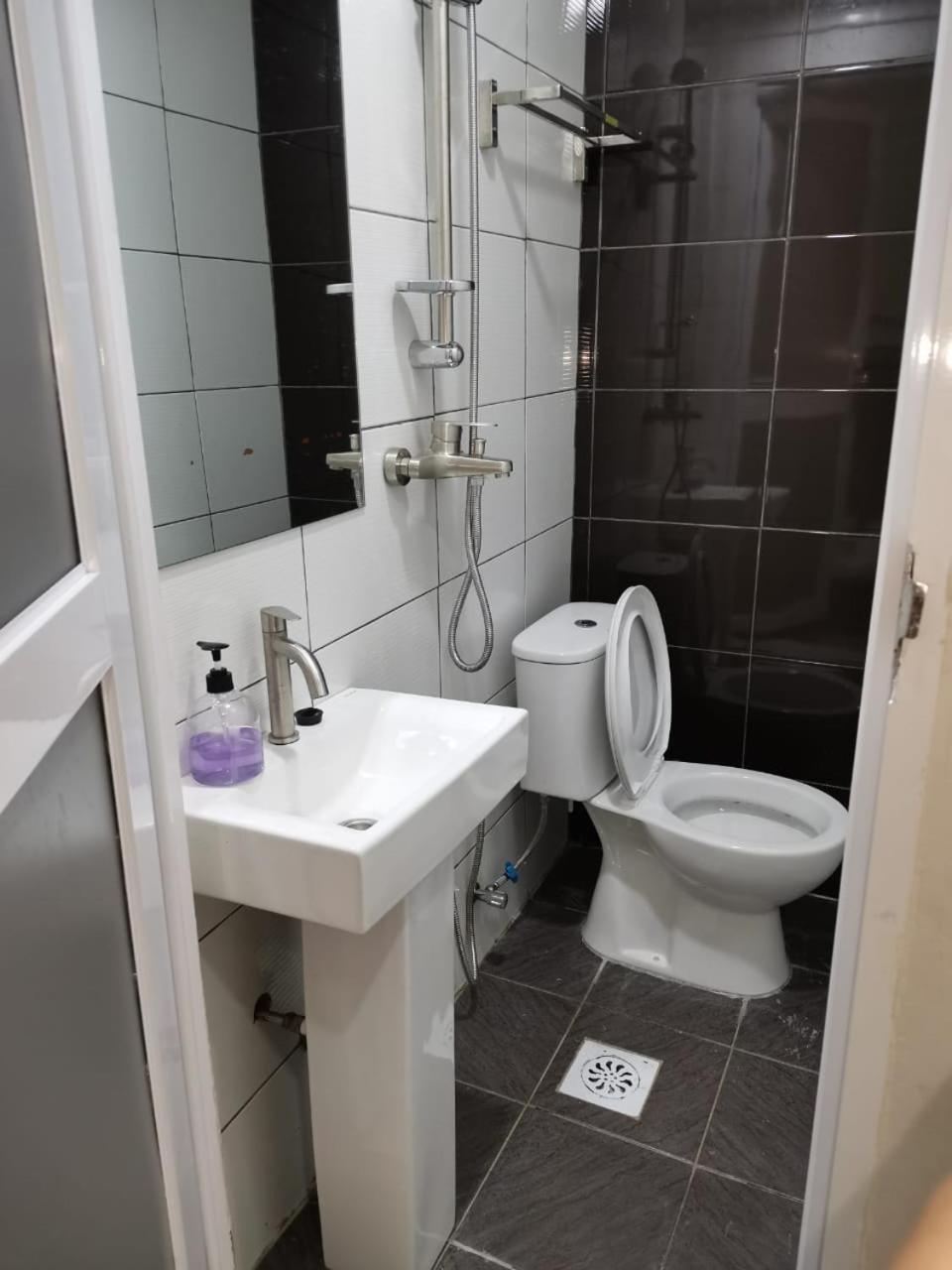 Basic Triple Room photo 2