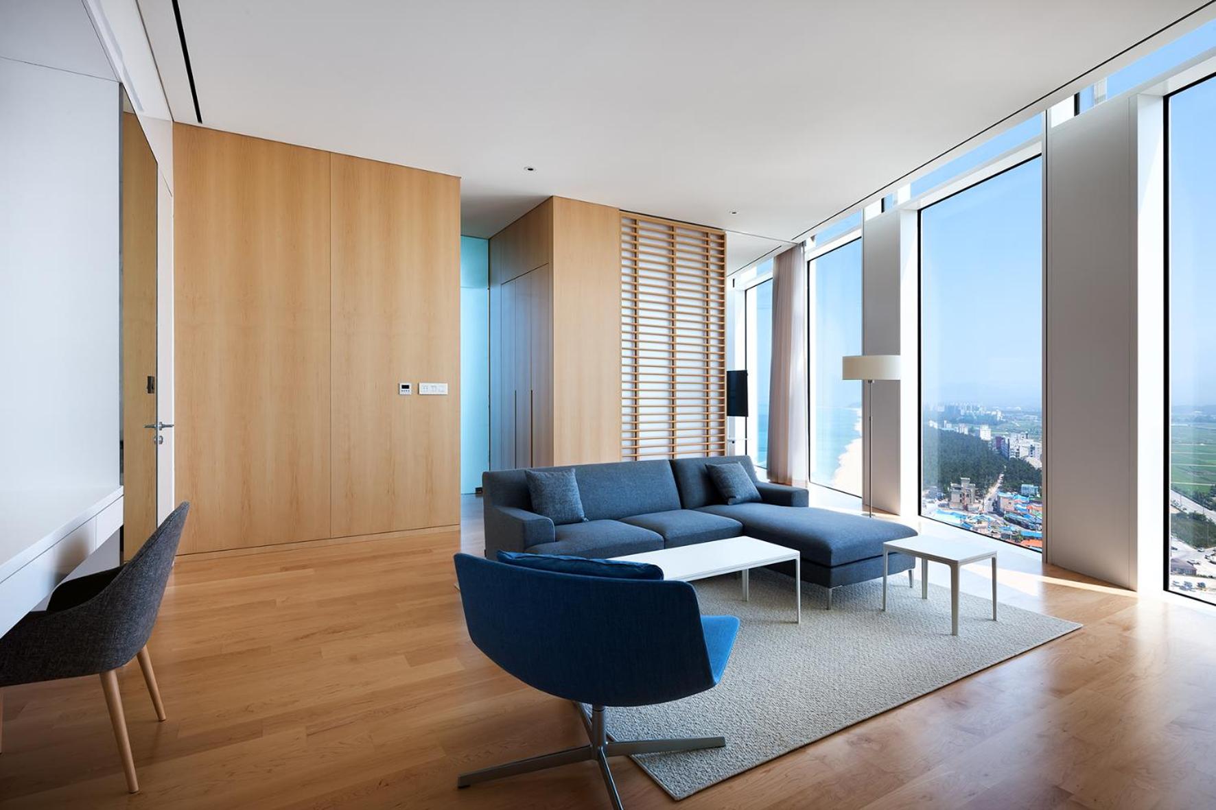 Corner Suite Room photo 2