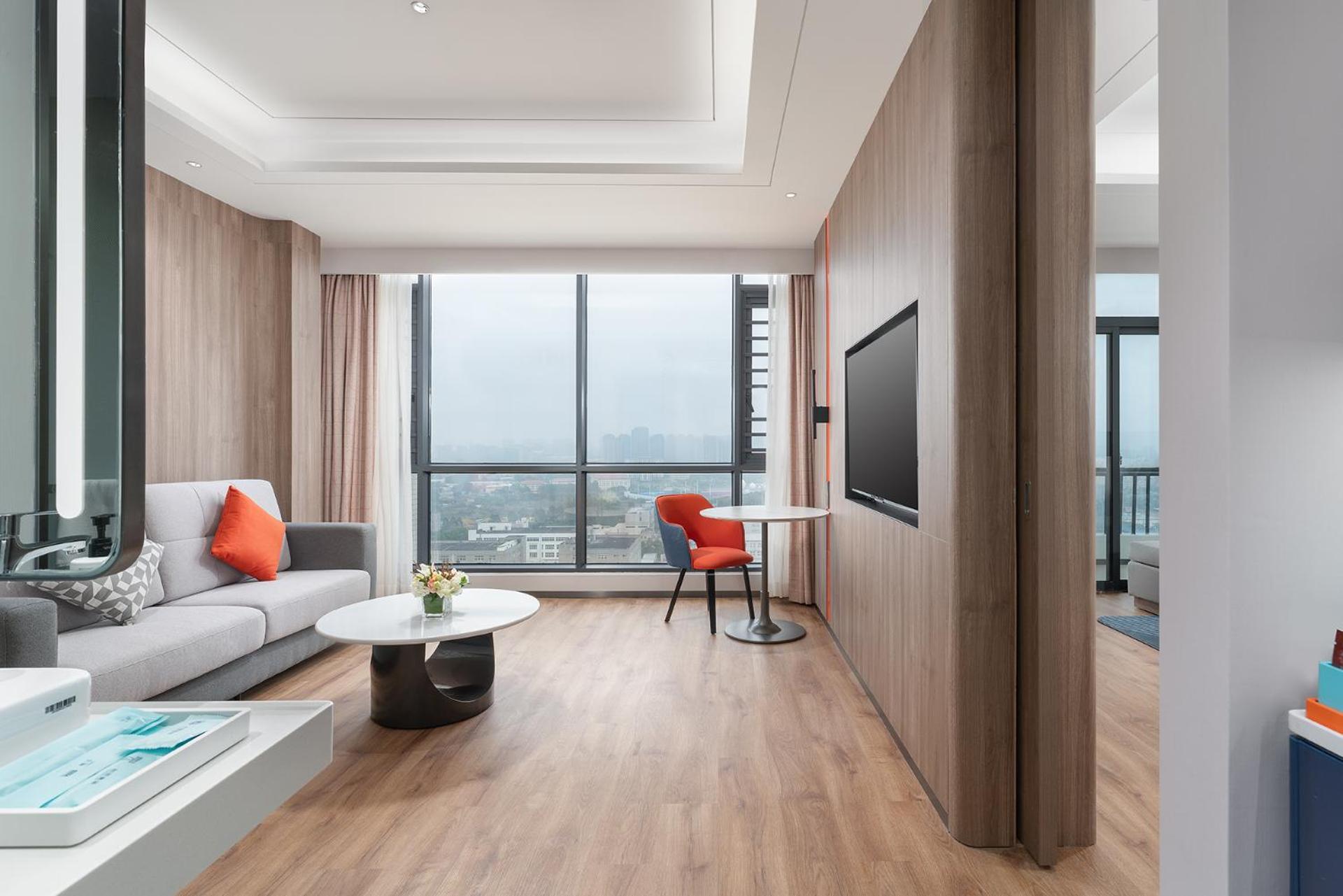 1 King bed 1 Bedroom Suite Balcony photo 3