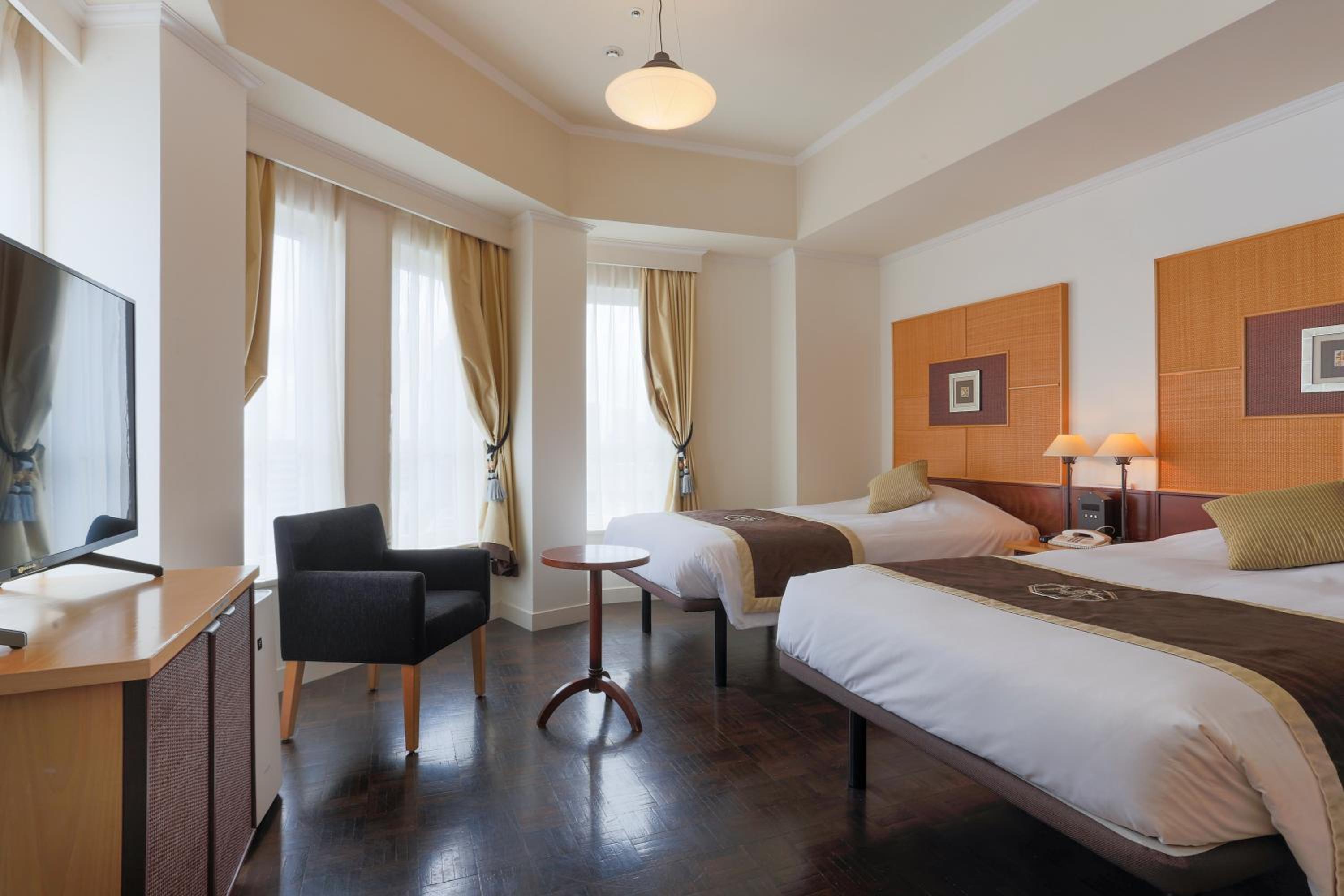 Deluxe Twin Room - Non-Smoking photo 1