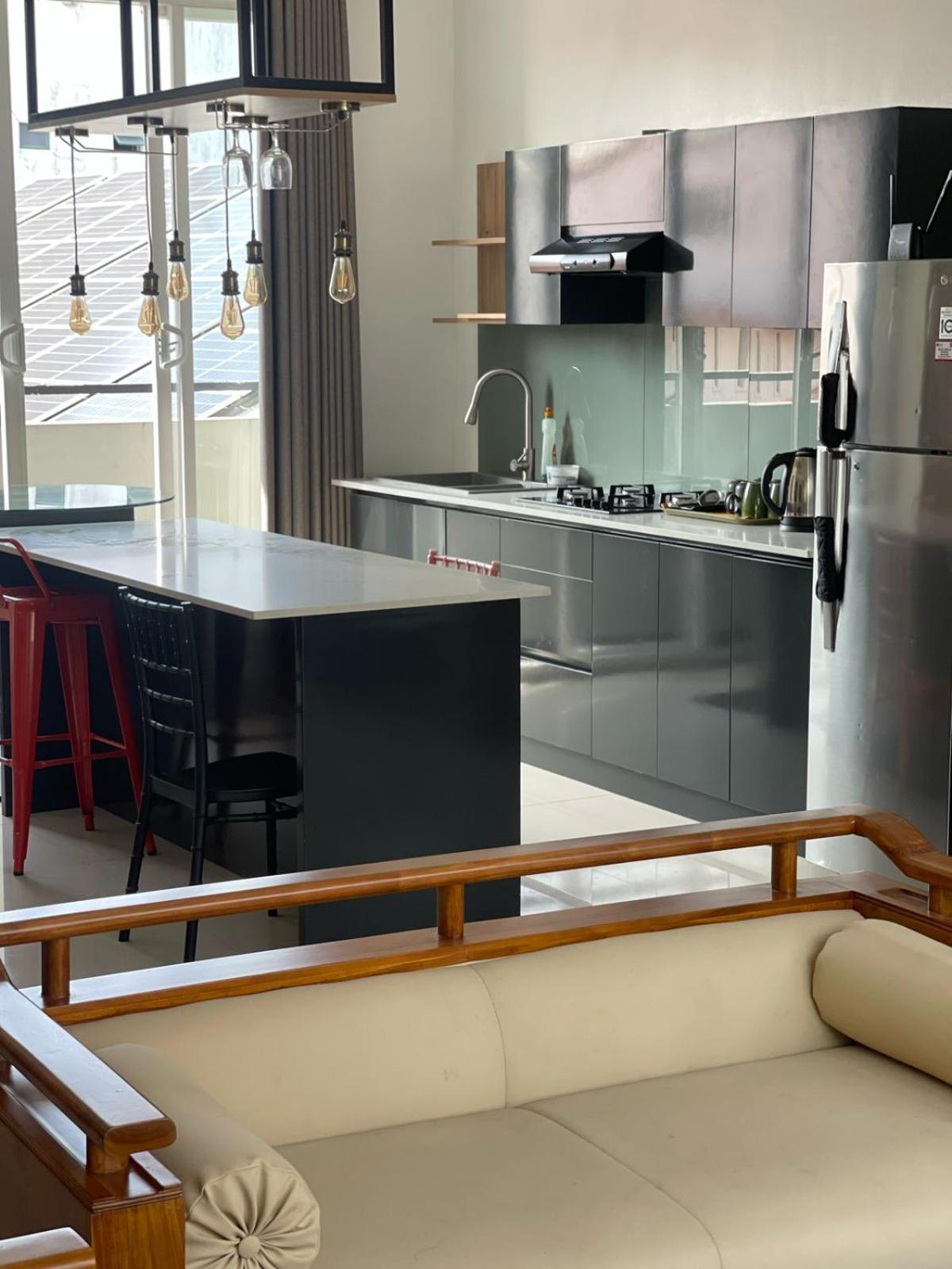 Apartment with Balcony photo 3