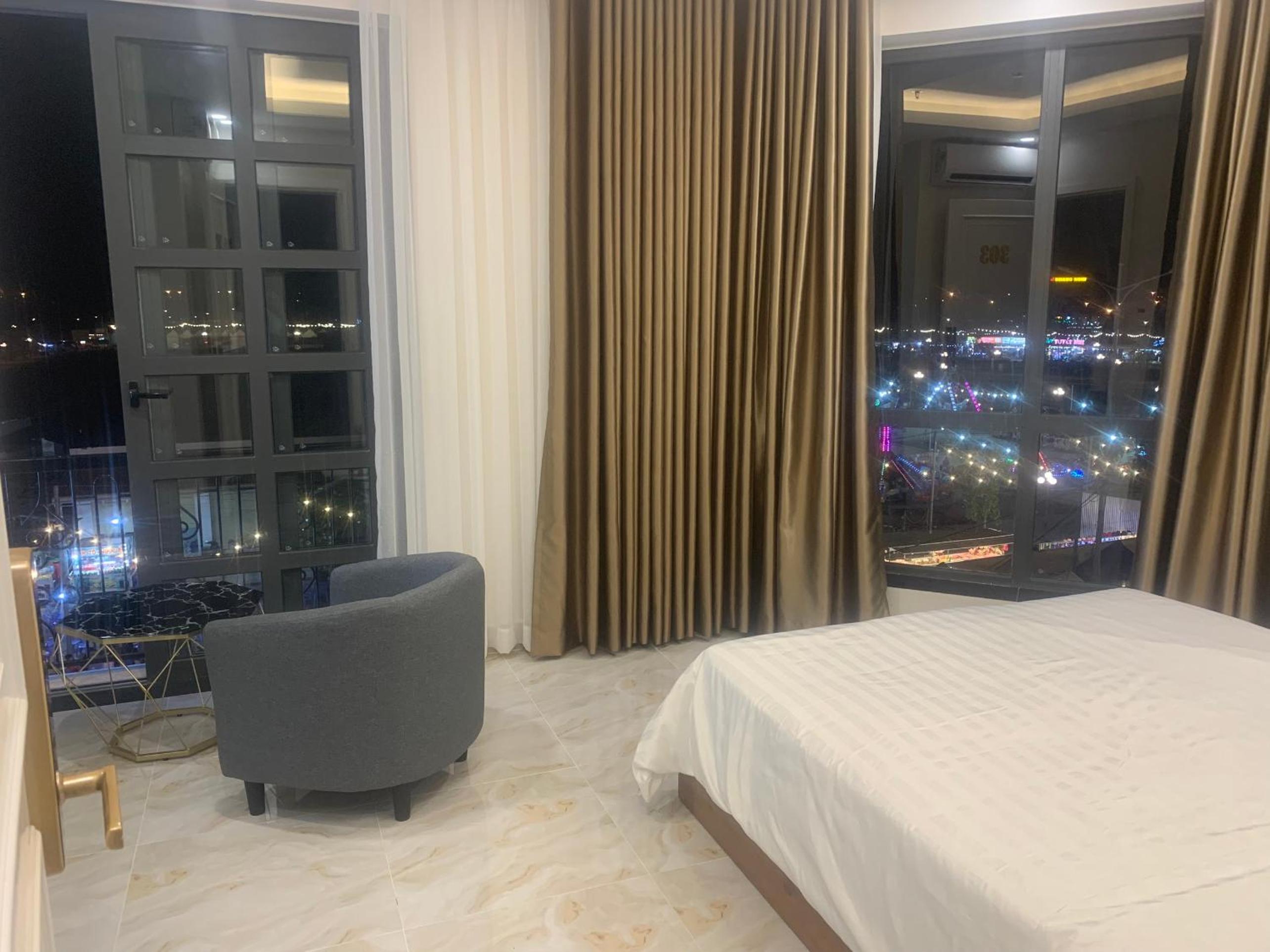 King Room with Sea View - Photo 1