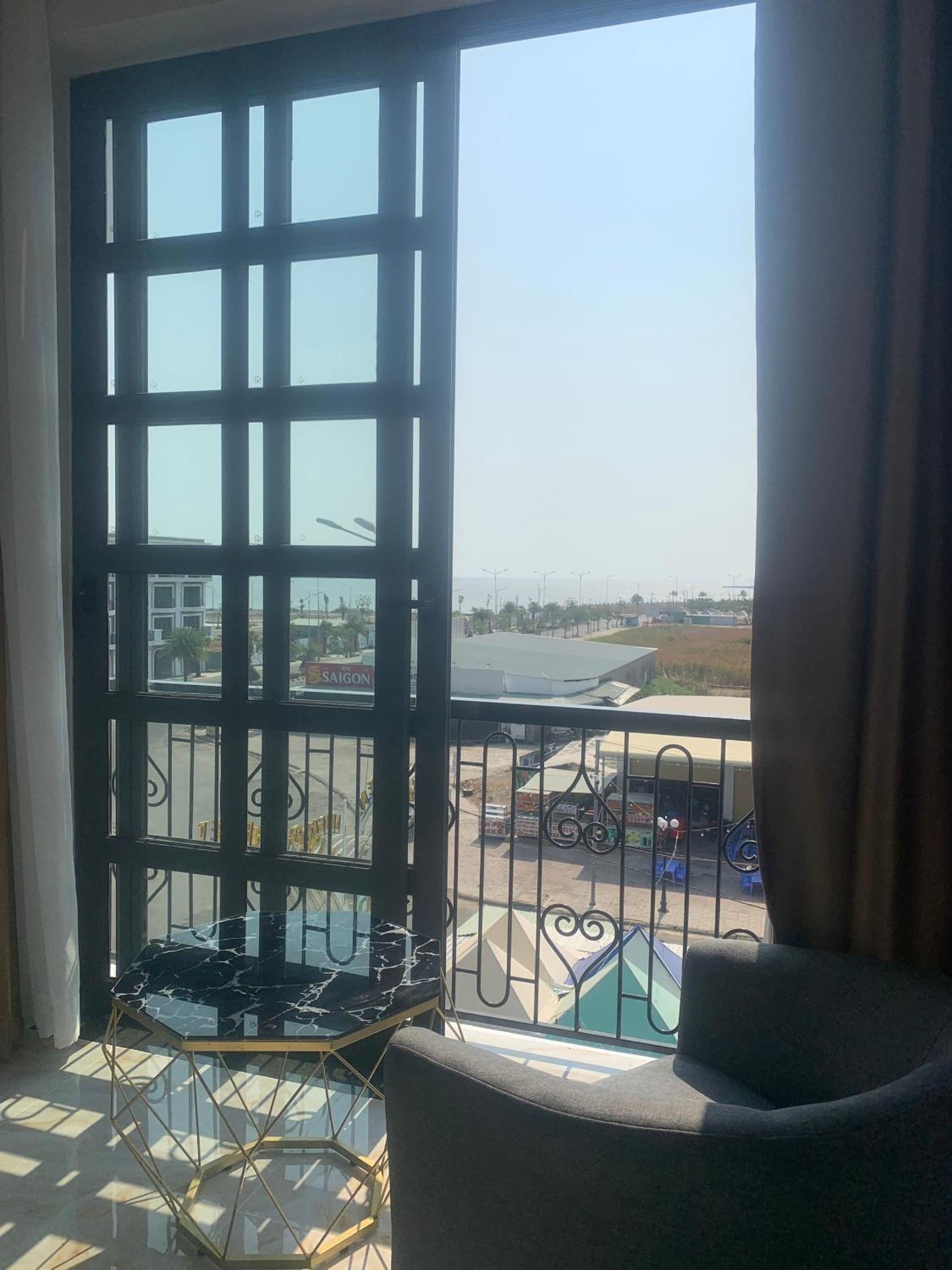 King Room with Sea View - Photo 13