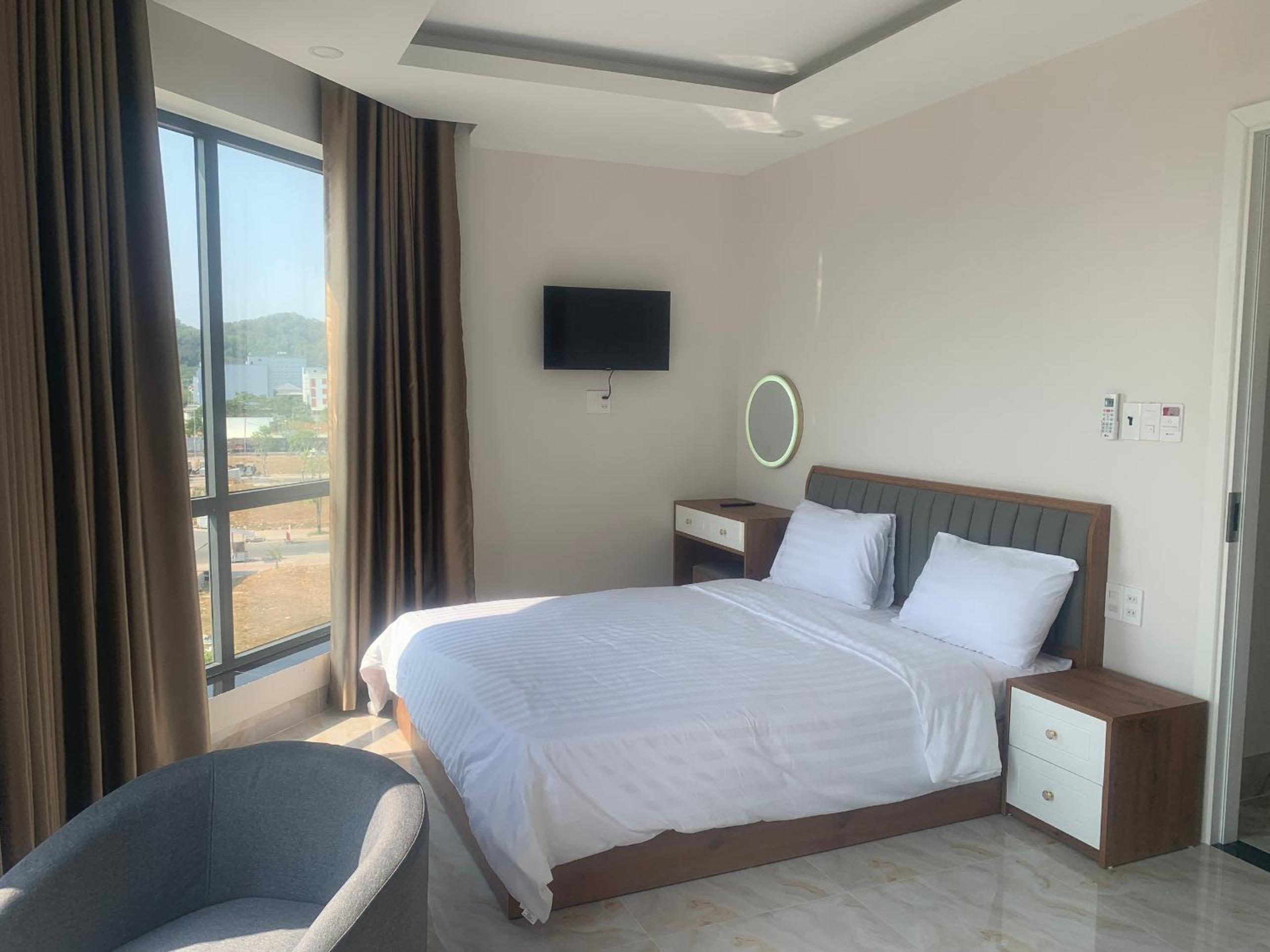 King Room with Sea View - Photo 12