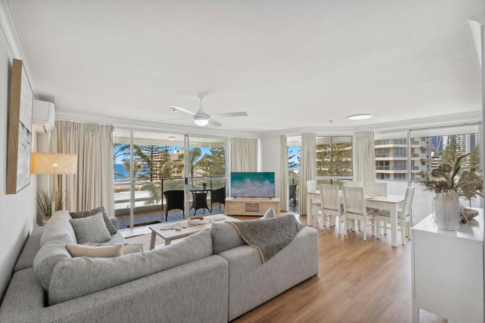 2 Bedroom Ocean View - Photo 8