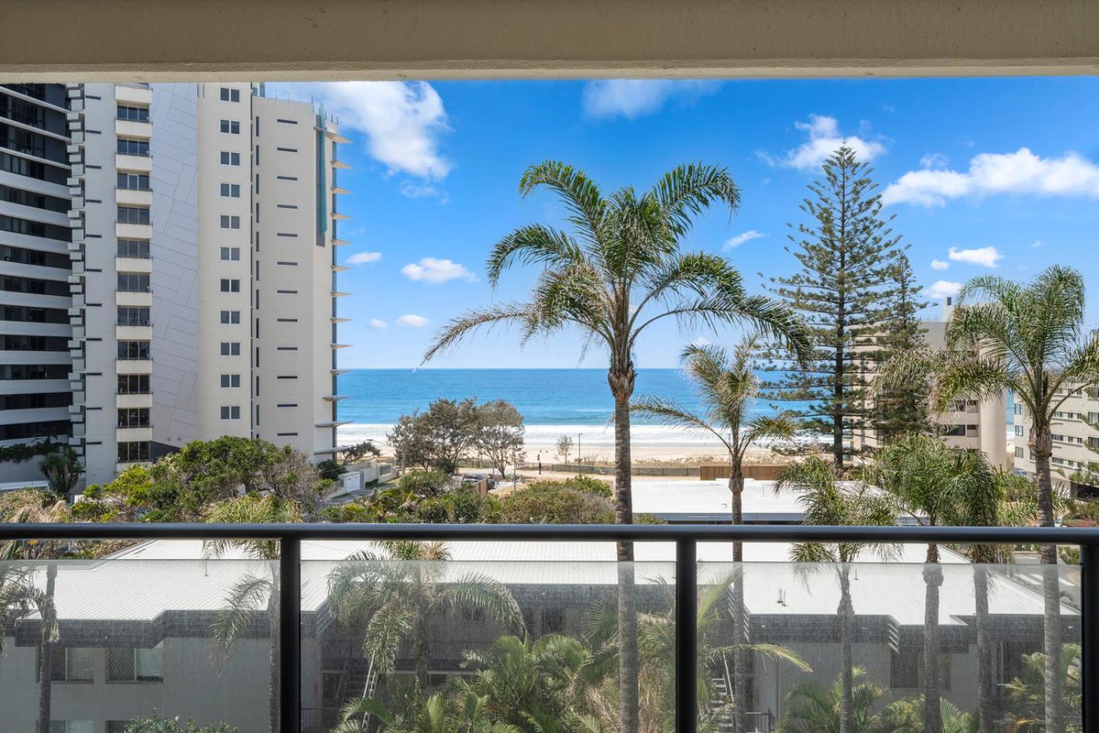 2 Bedroom Ocean View - Photo 12